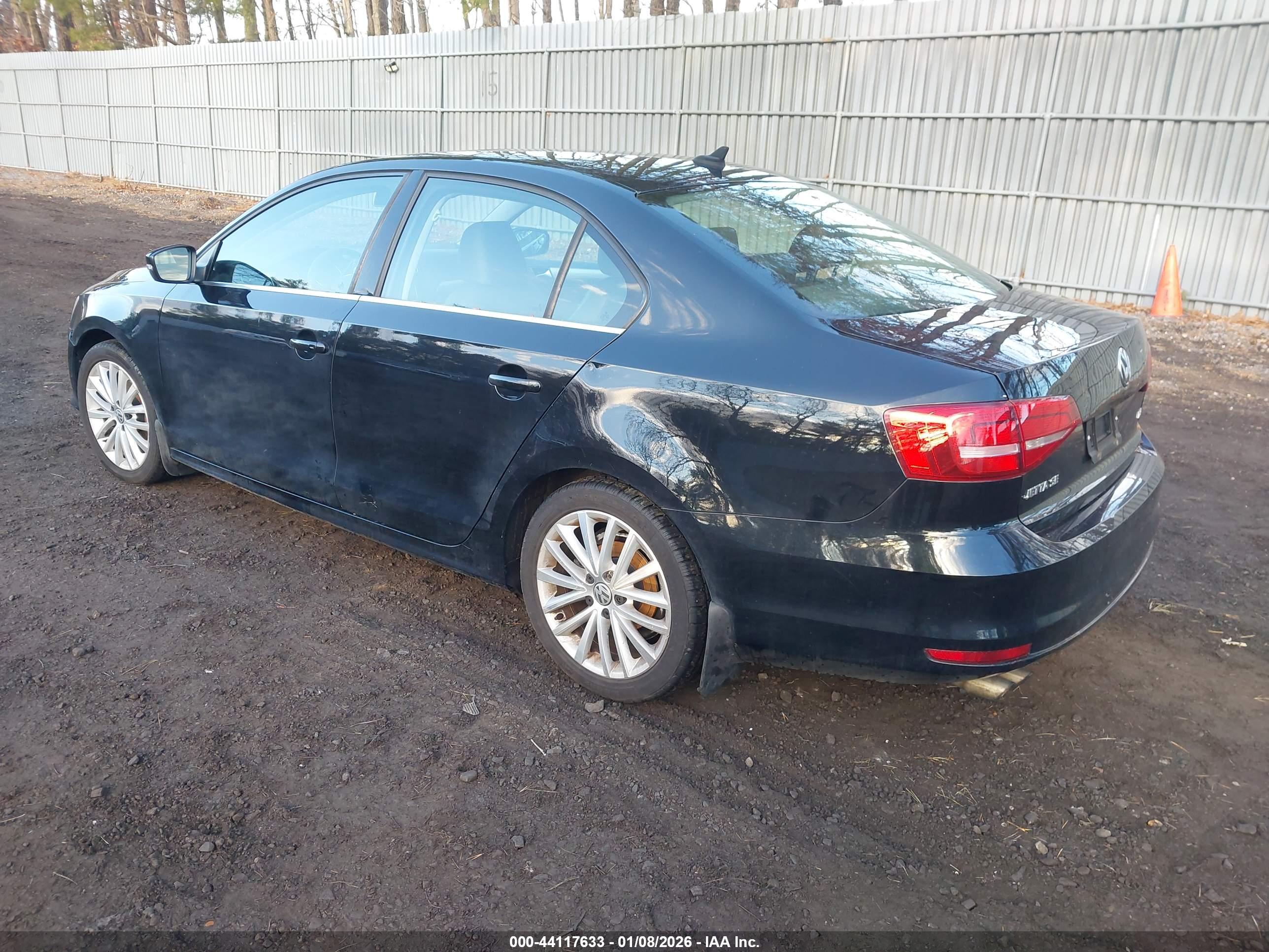 VOLKSWAGEN JETTA image 3