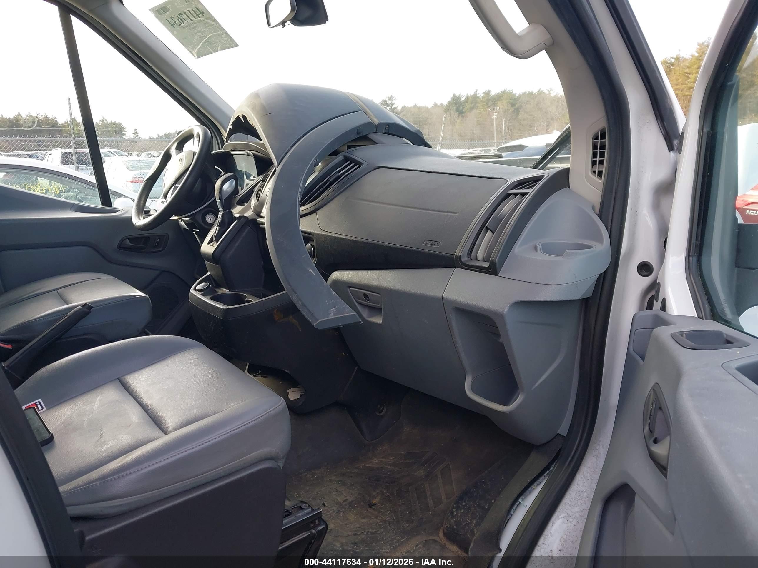FORD TRANSIT-250 image 5