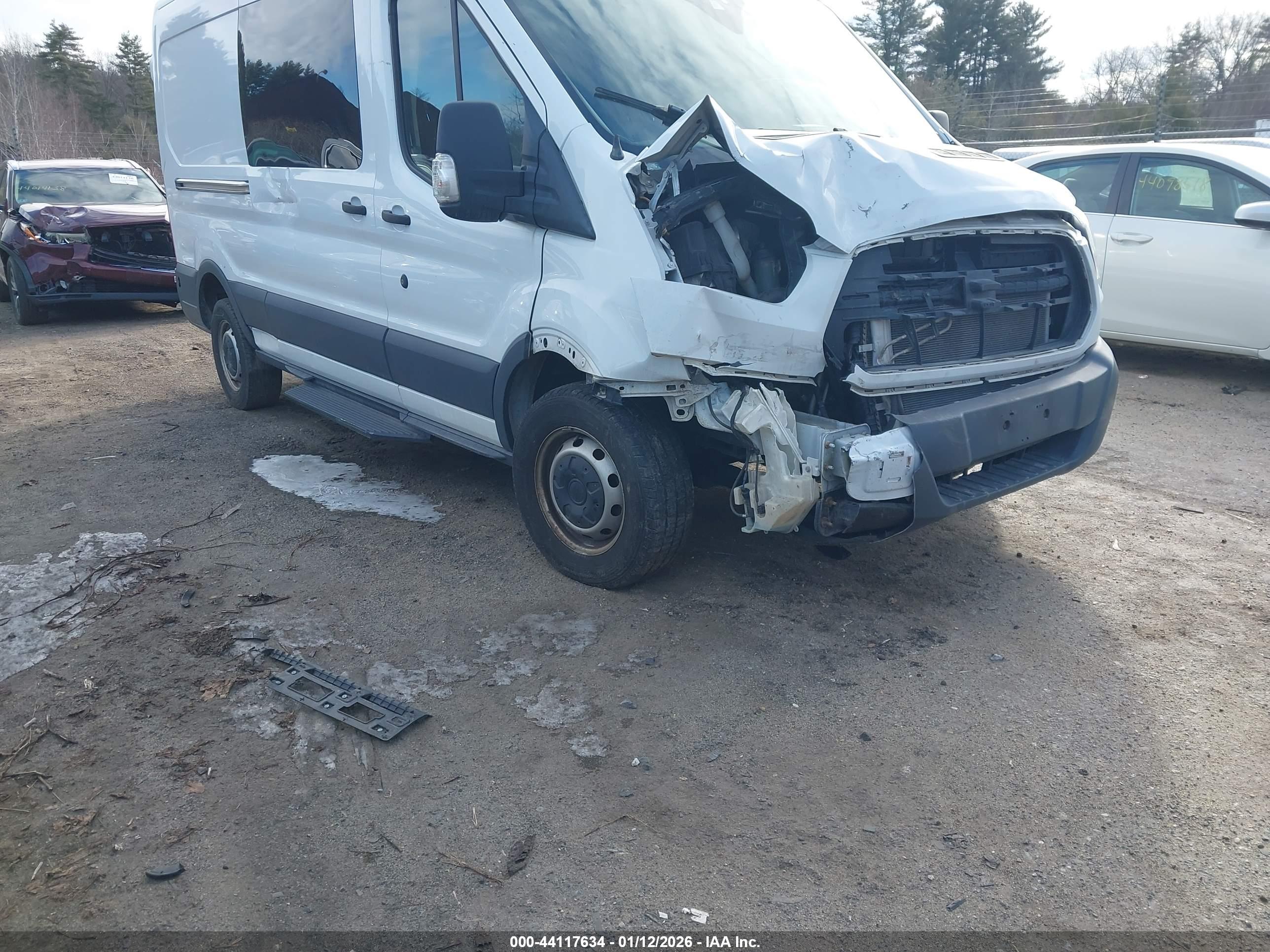 FORD TRANSIT-250 image 6