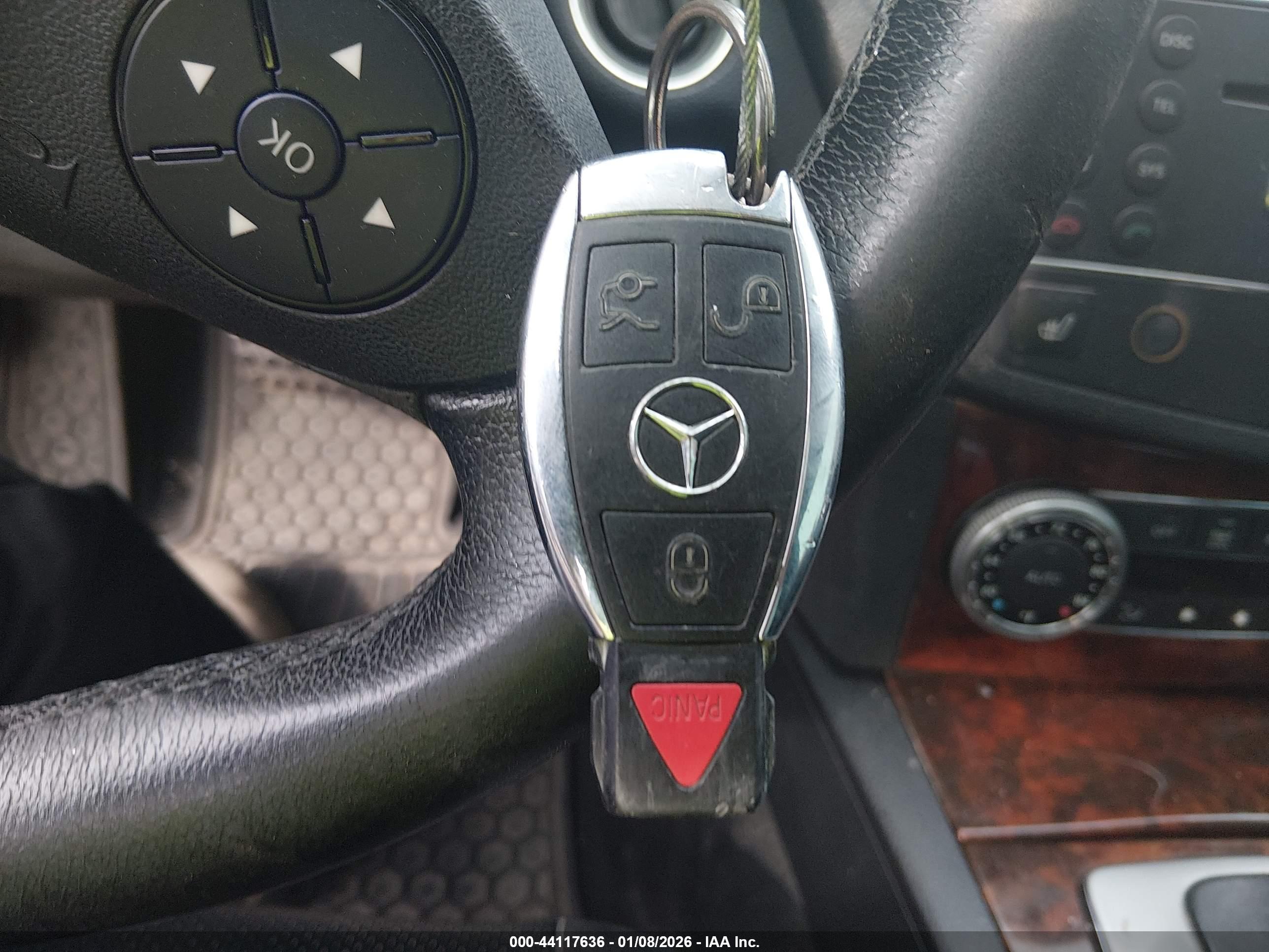 MERCEDES-BENZ C image 11
