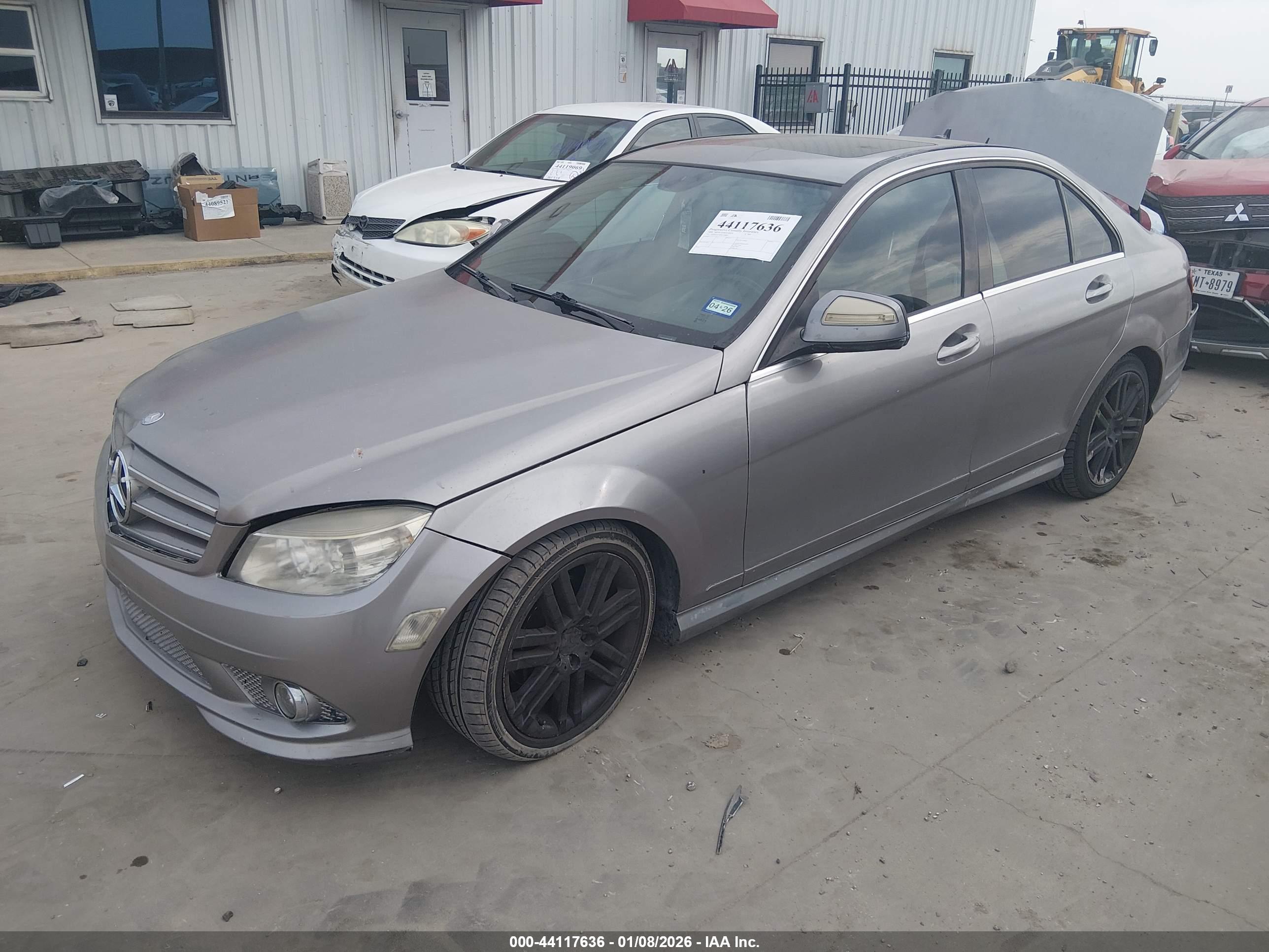 MERCEDES-BENZ C image 2