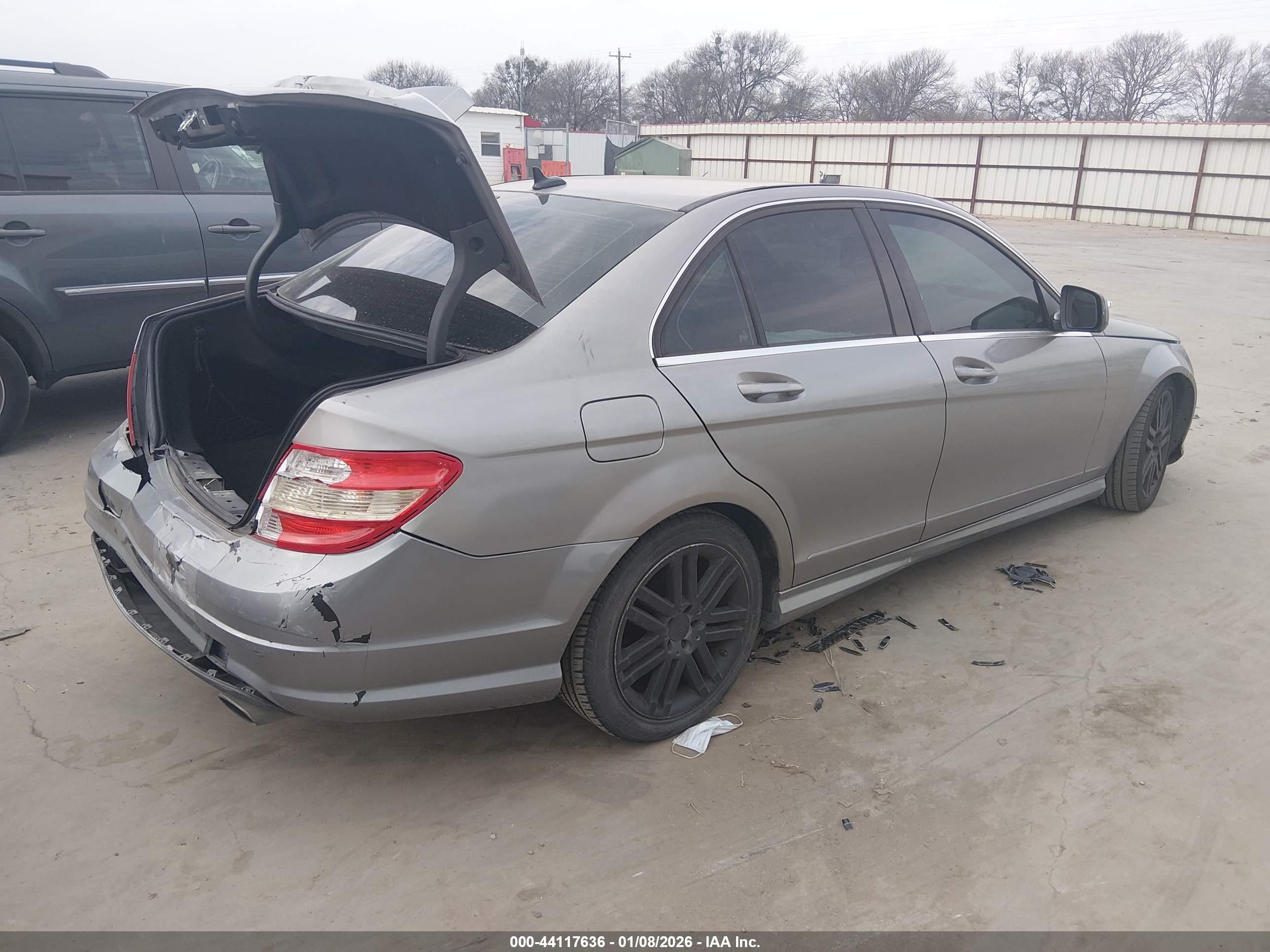 MERCEDES-BENZ C image 4