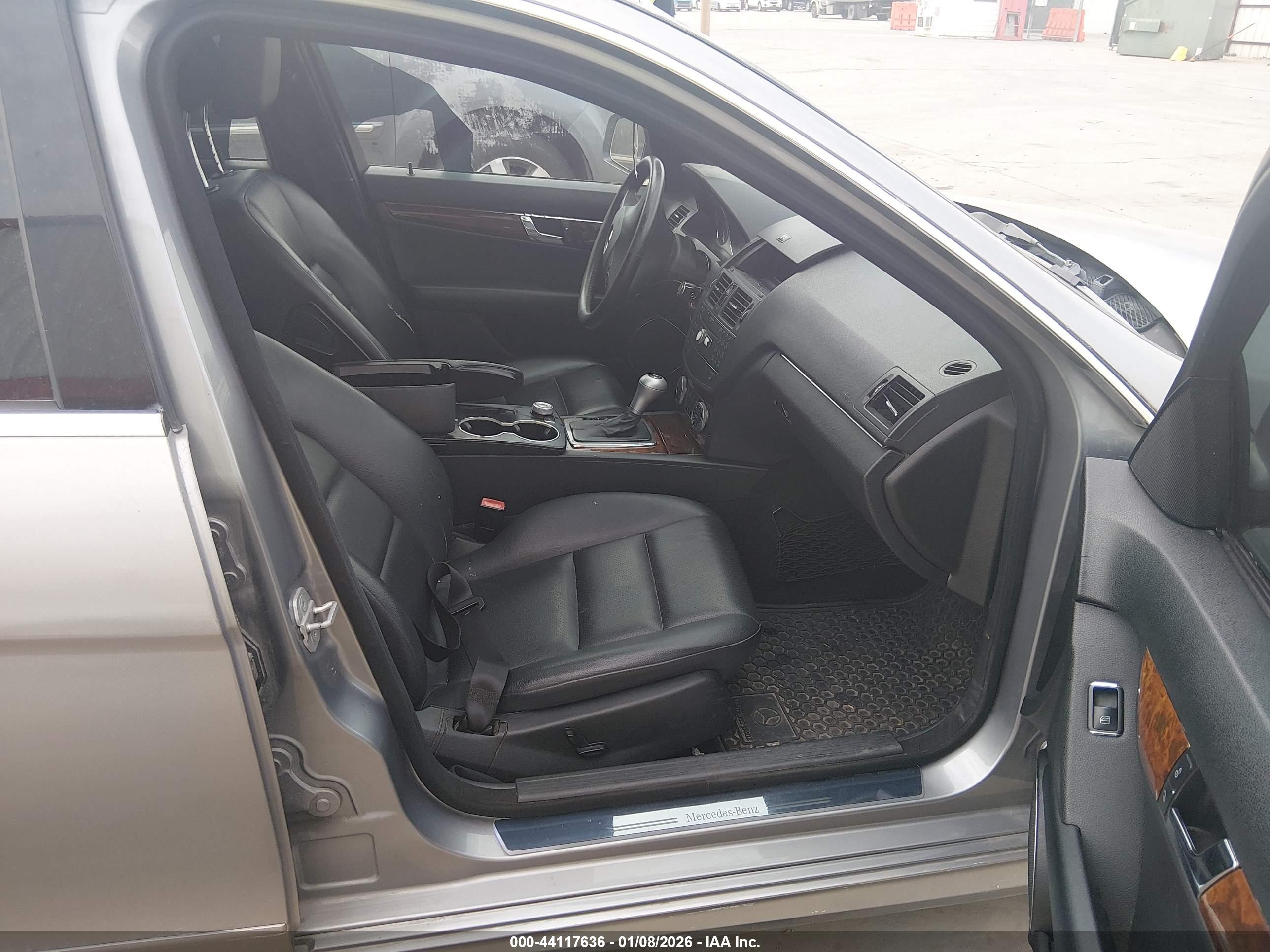MERCEDES-BENZ C image 5