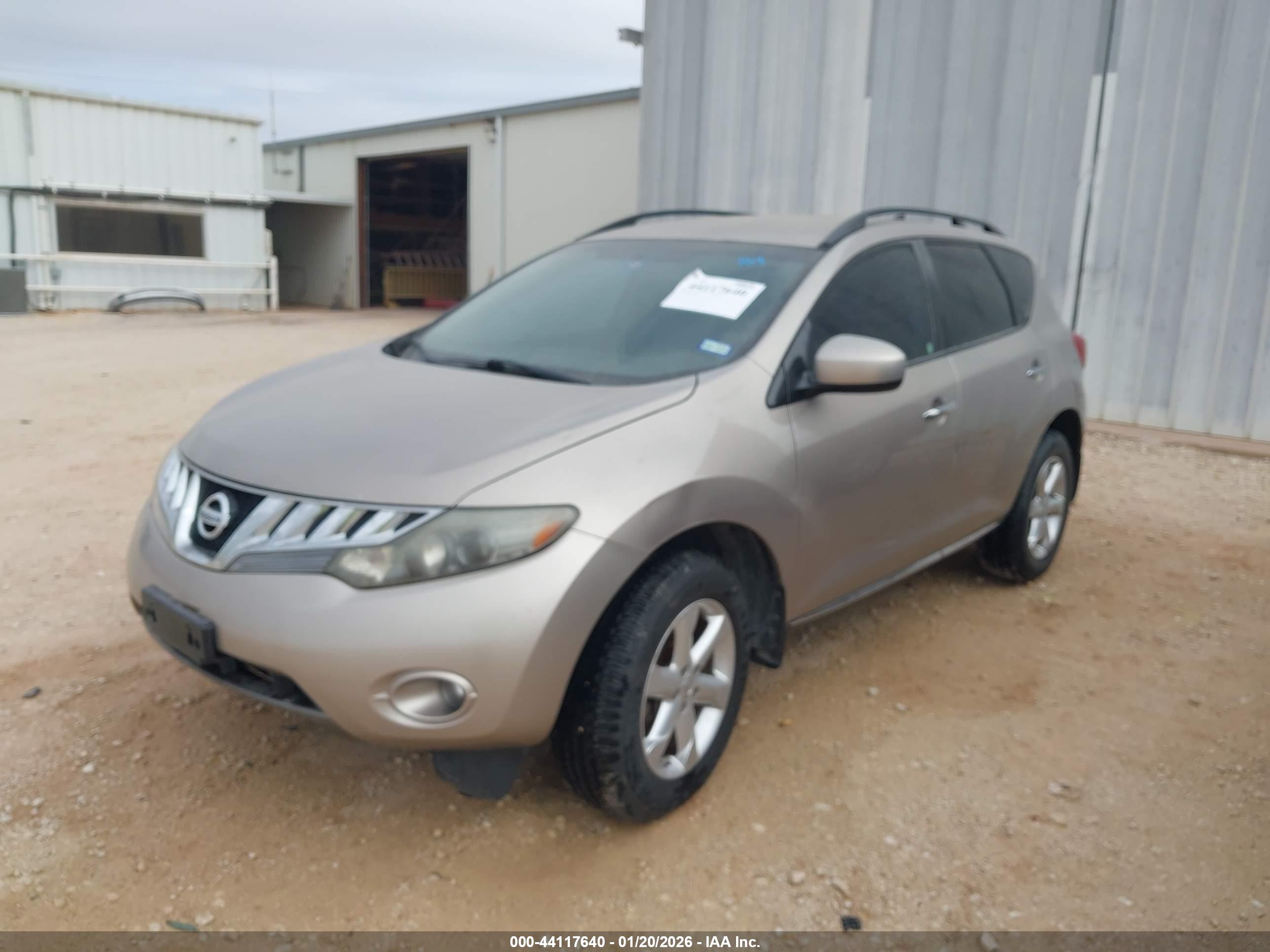 NISSAN MURANO image 2