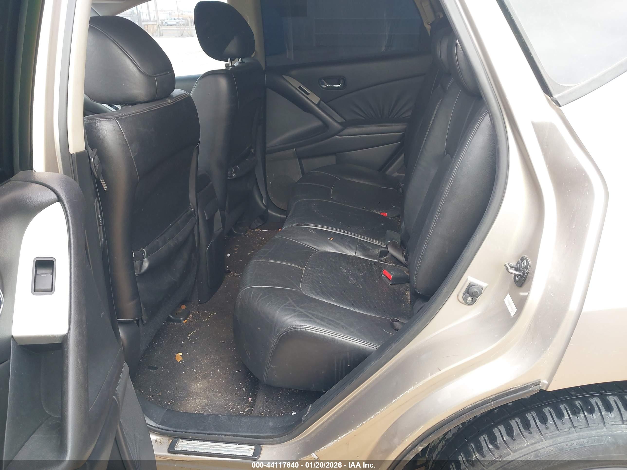 NISSAN MURANO image 8