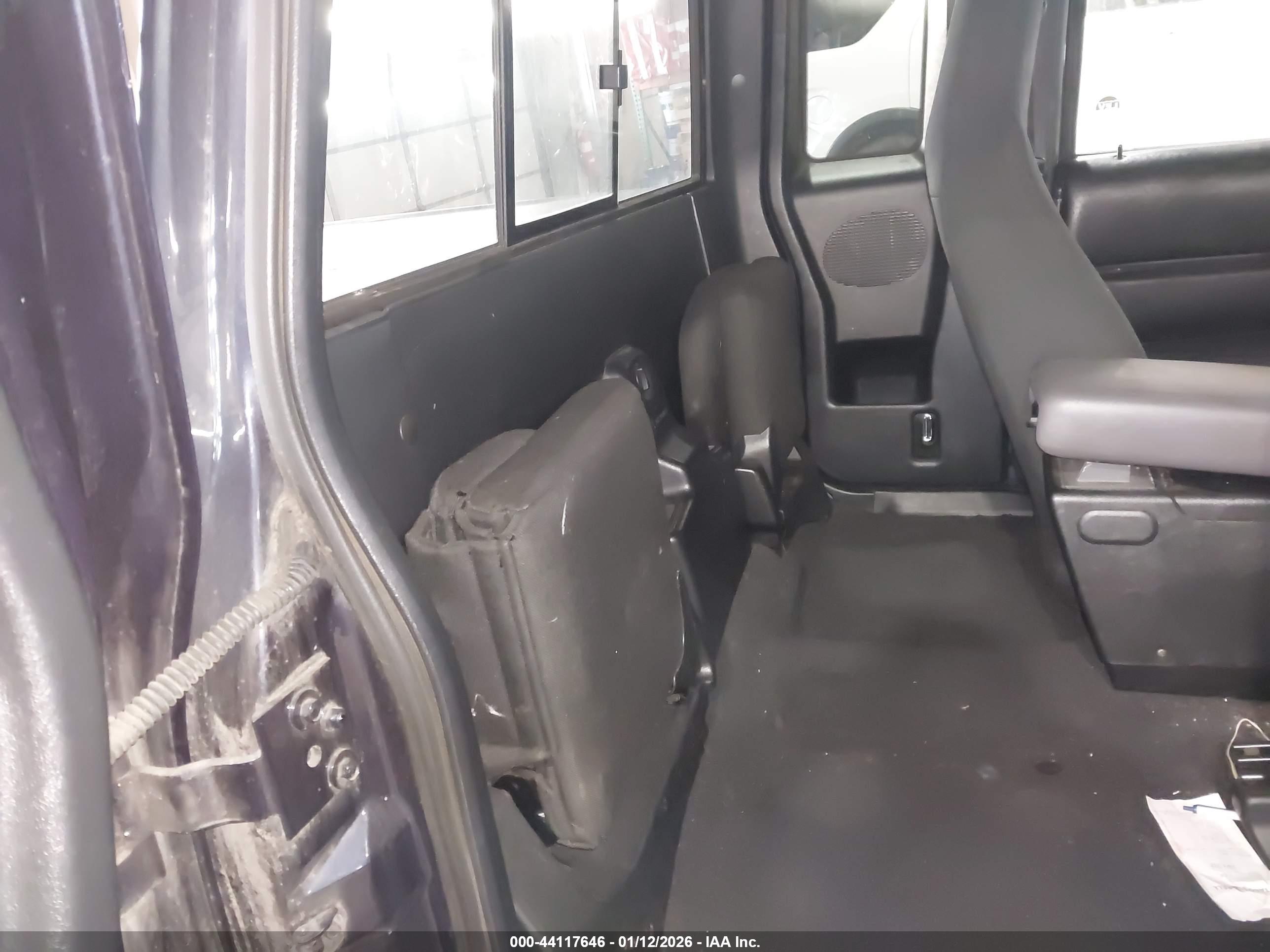 FORD RANGER image 8