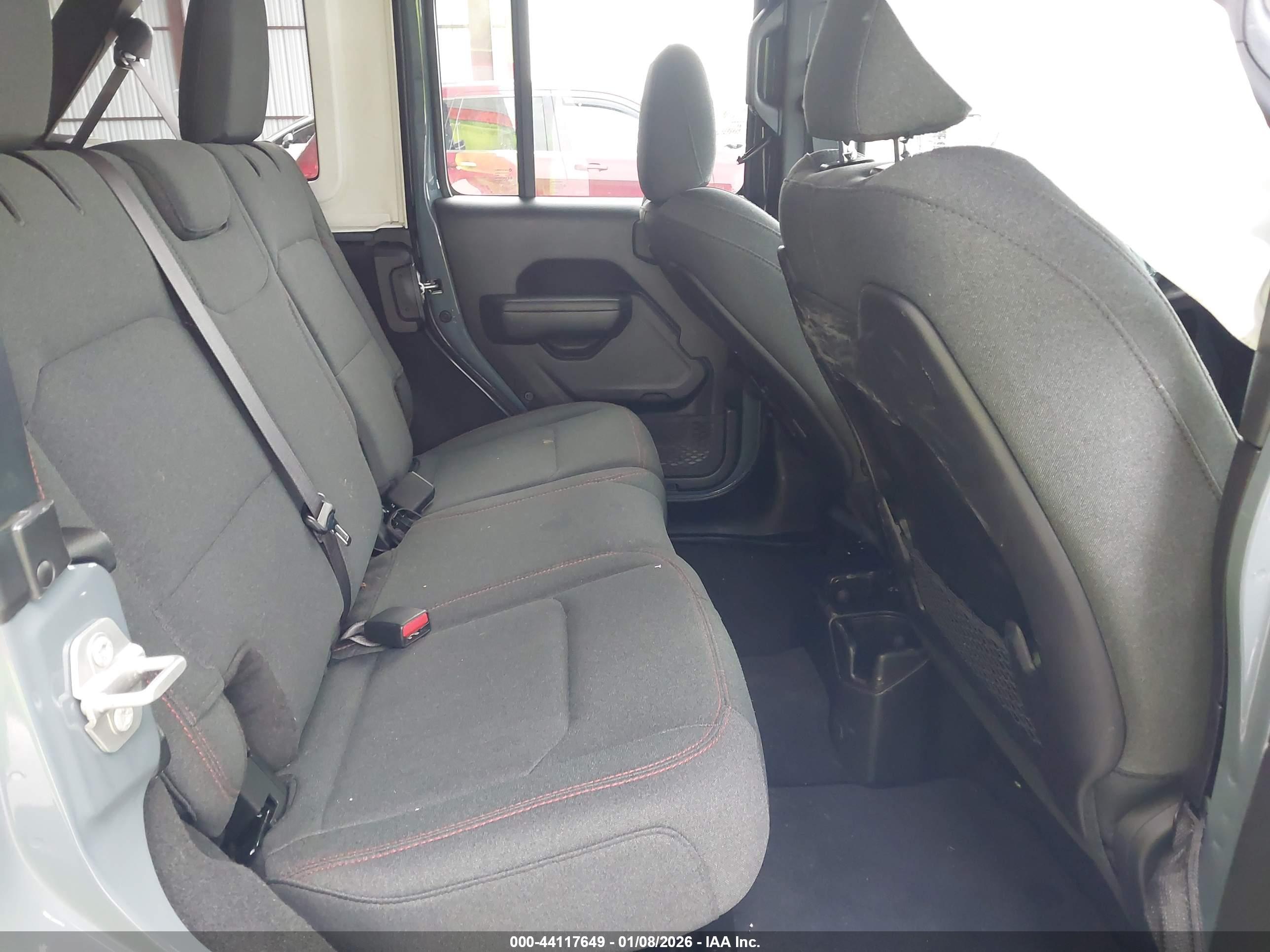JEEP WRANGLER image 8