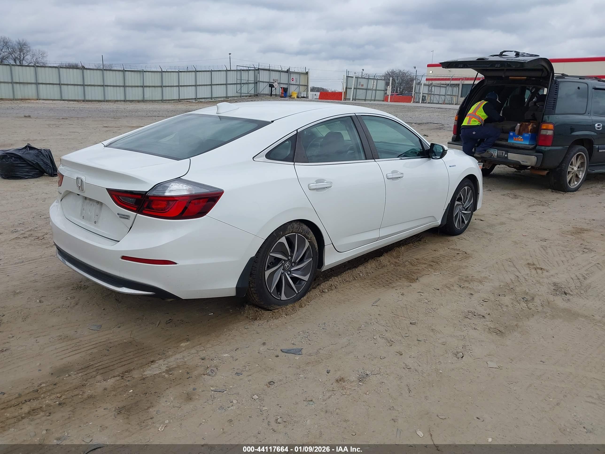 HONDA INSIGHT image 4