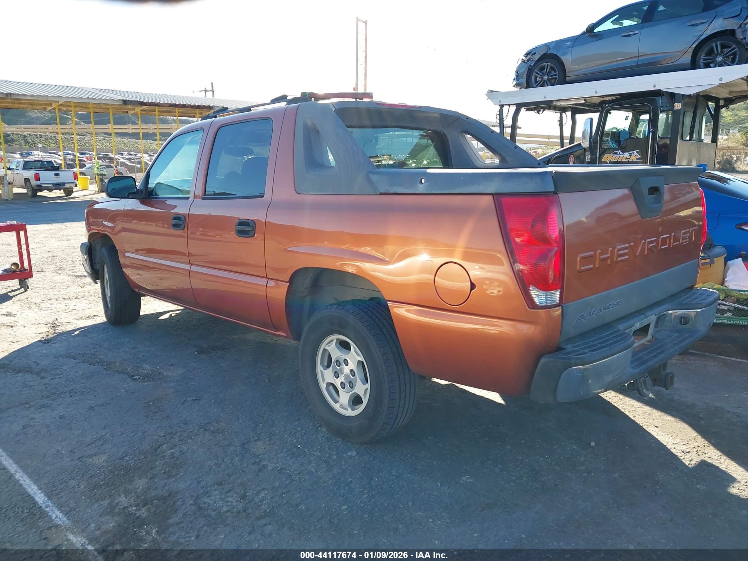 CHEVROLET AVALANCHE image 3