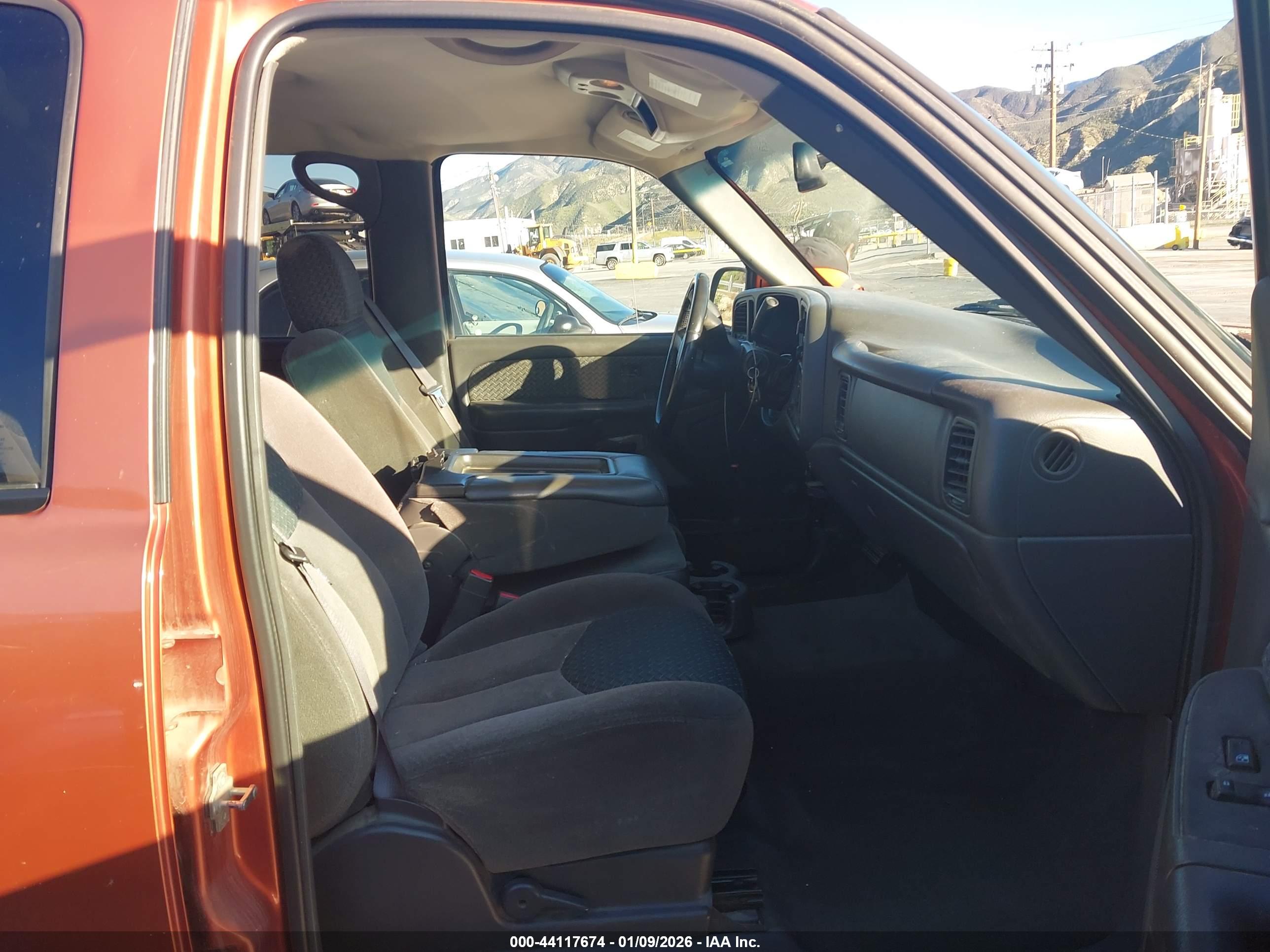 CHEVROLET AVALANCHE image 5