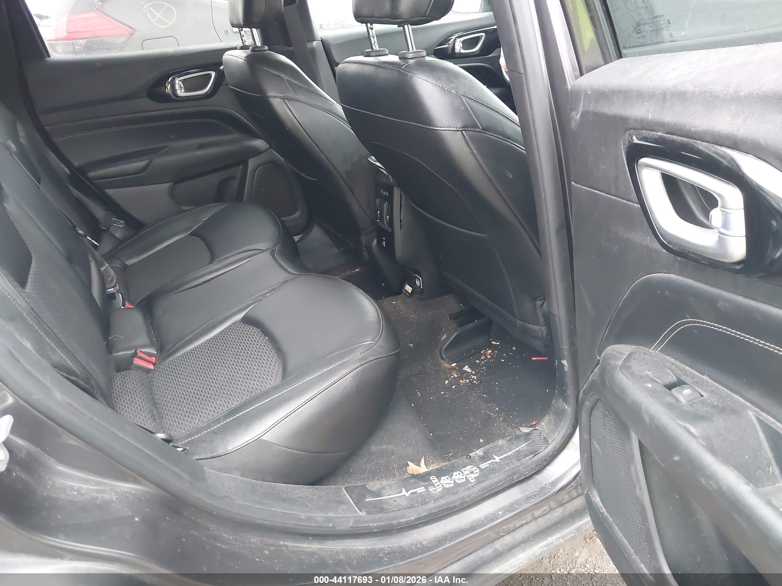 JEEP COMPASS image 8