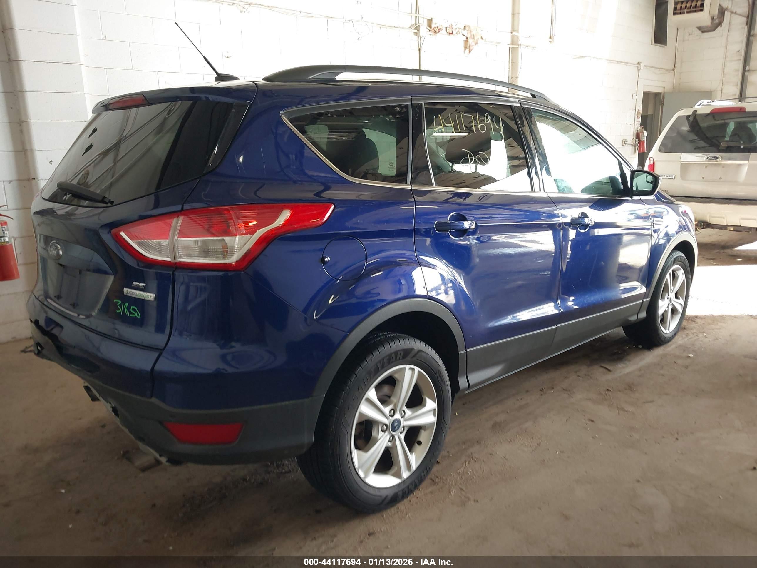FORD ESCAPE image 4