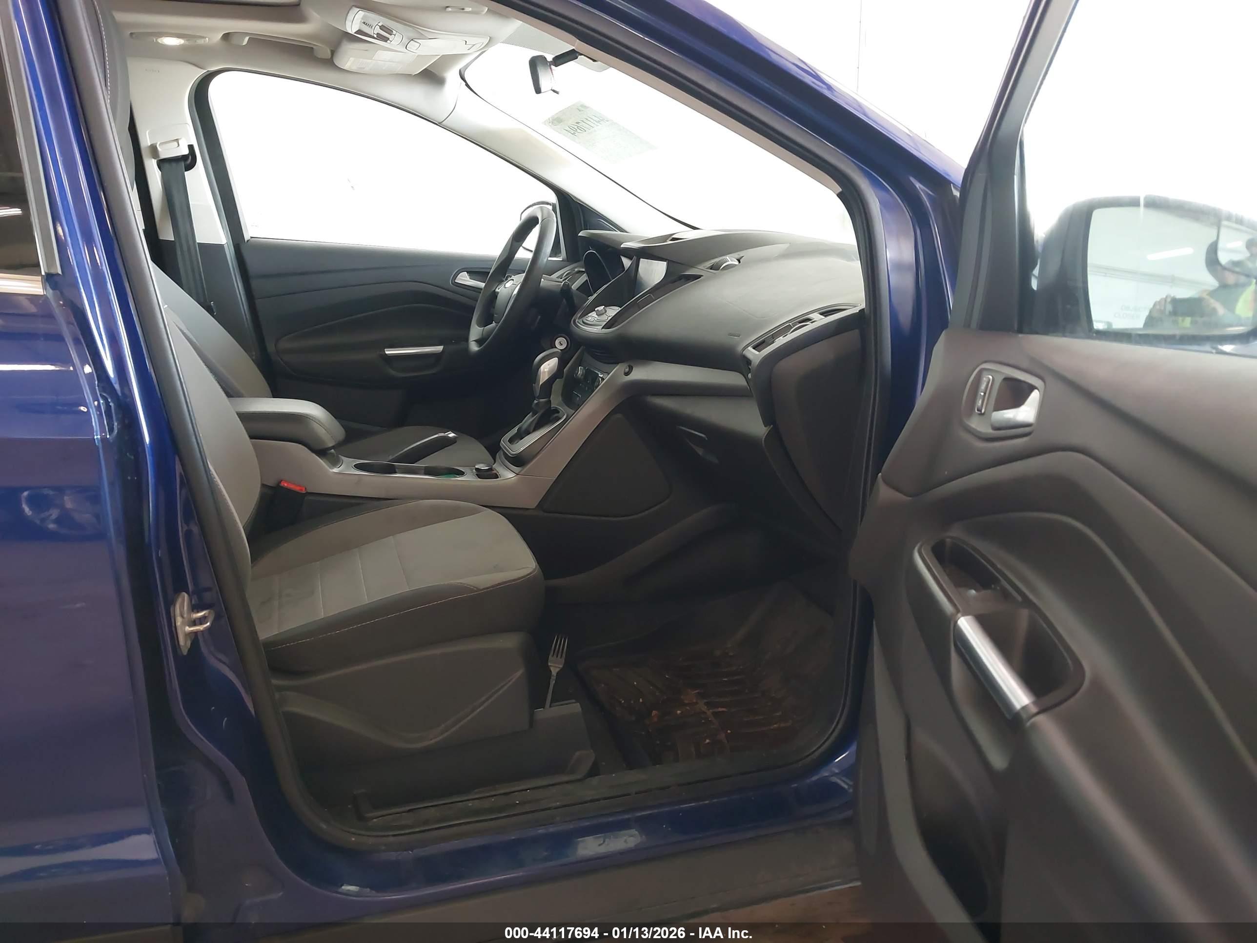 FORD ESCAPE image 5