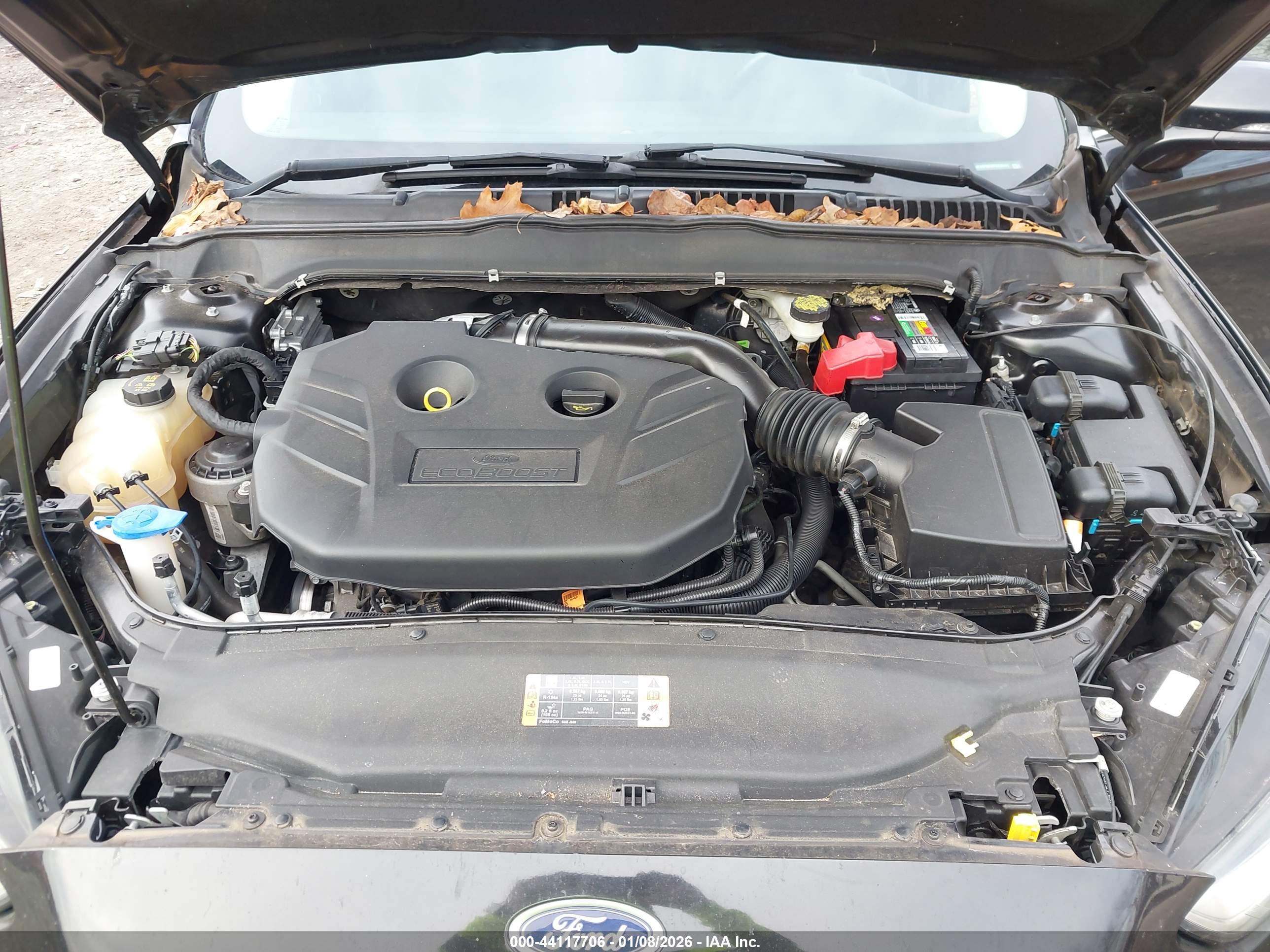 FORD FUSION image 10