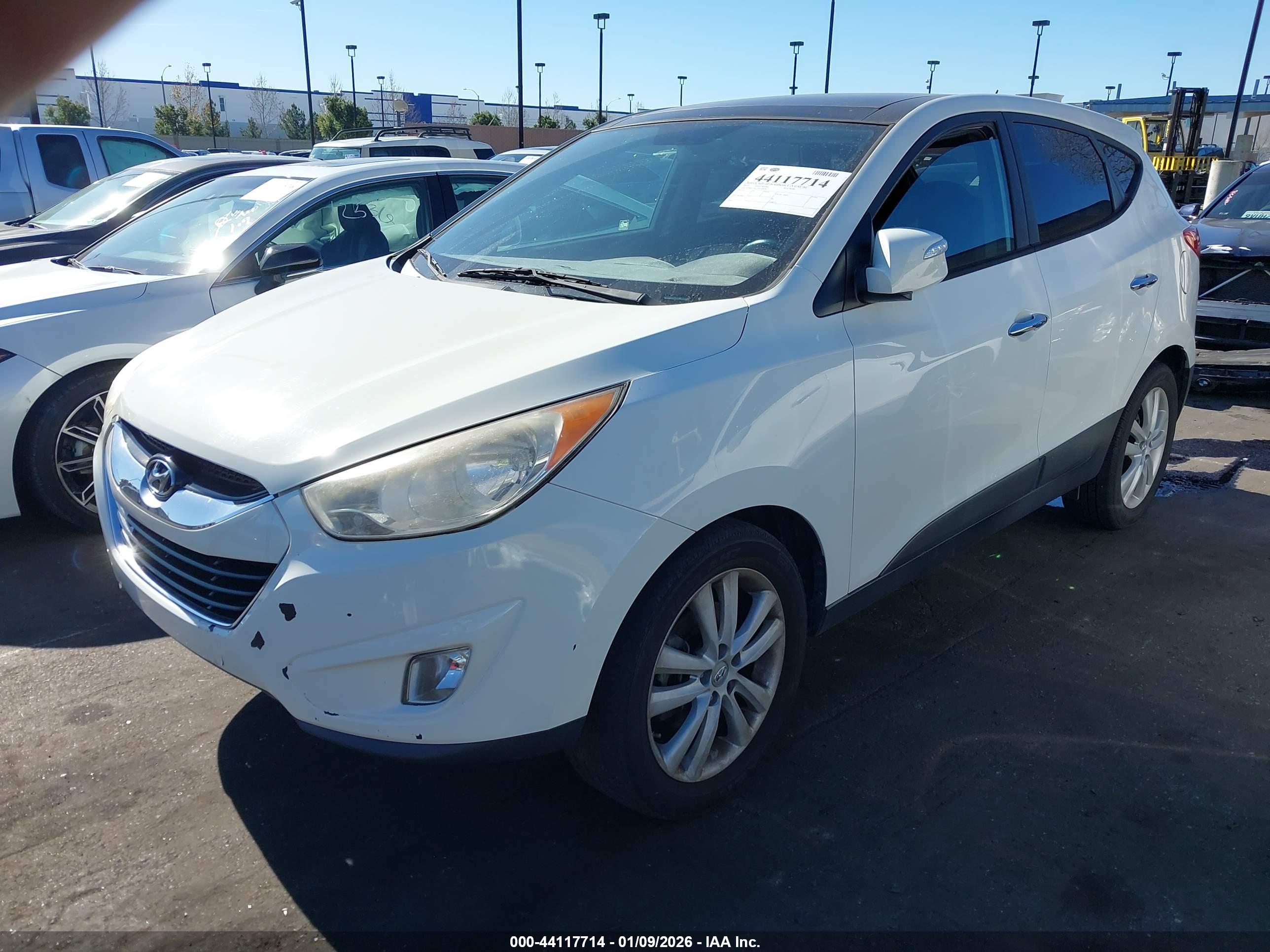 HYUNDAI TUCSON image 2