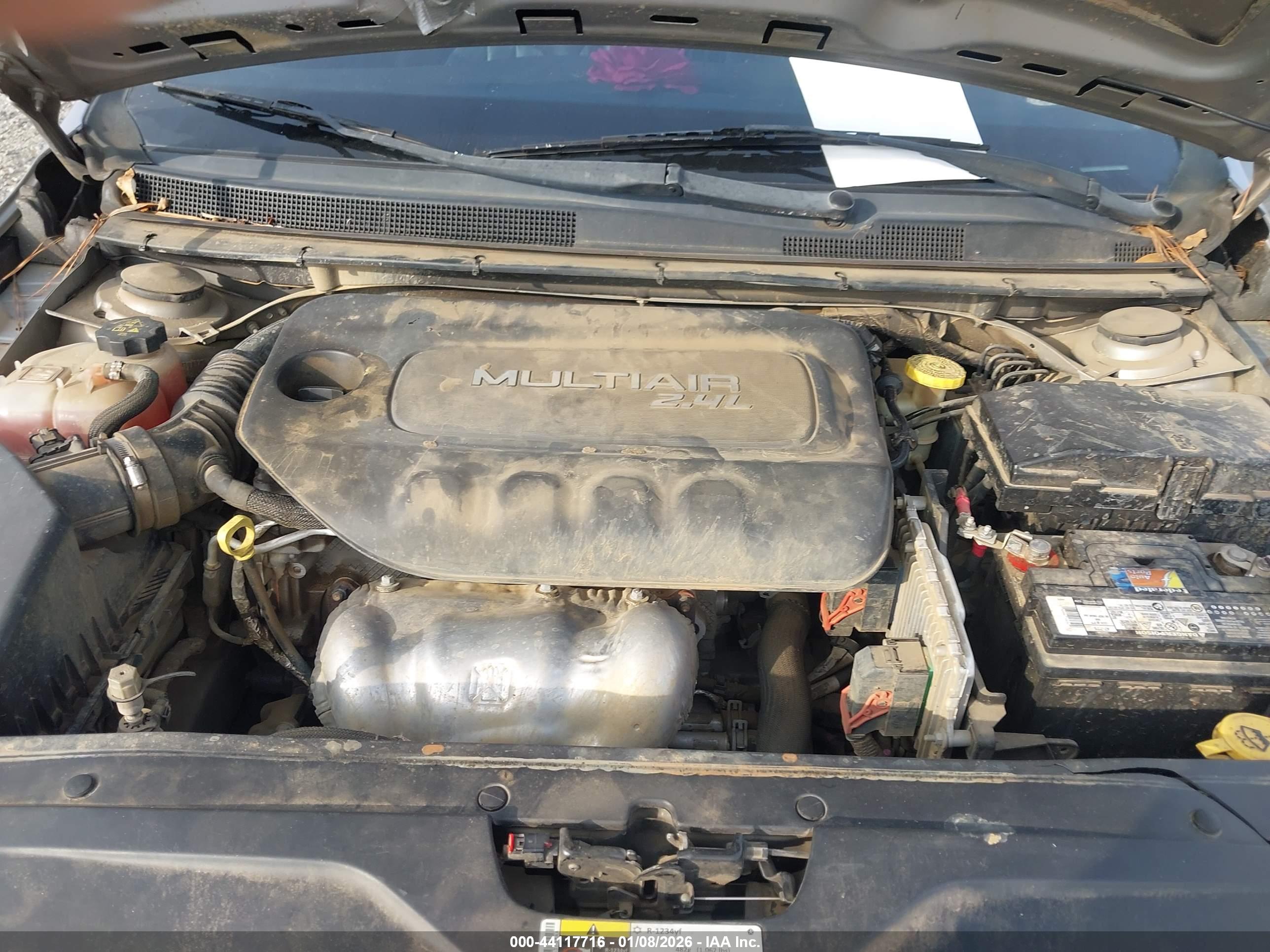 CHRYSLER 200 image 10
