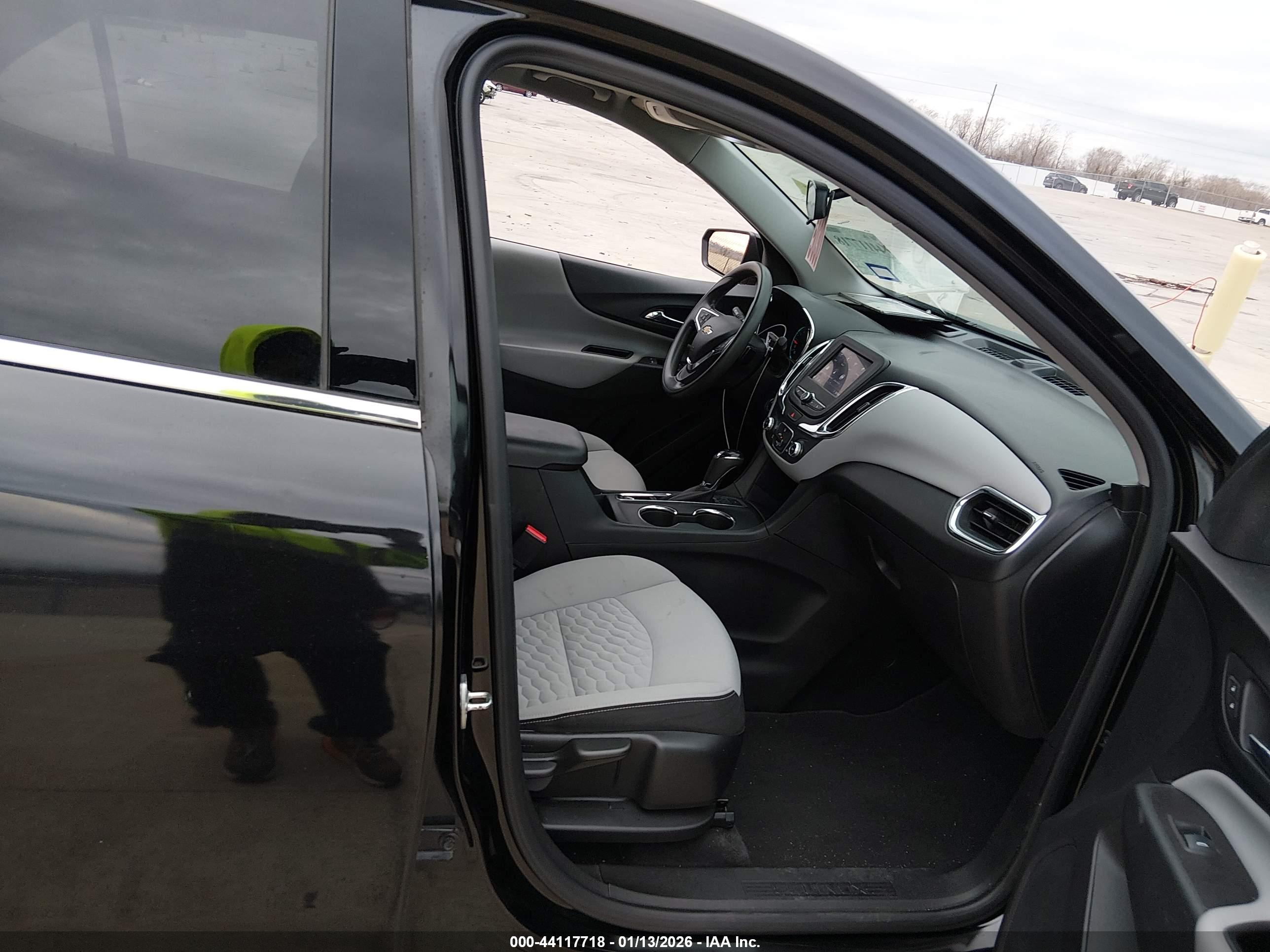 CHEVROLET EQUINOX image 5