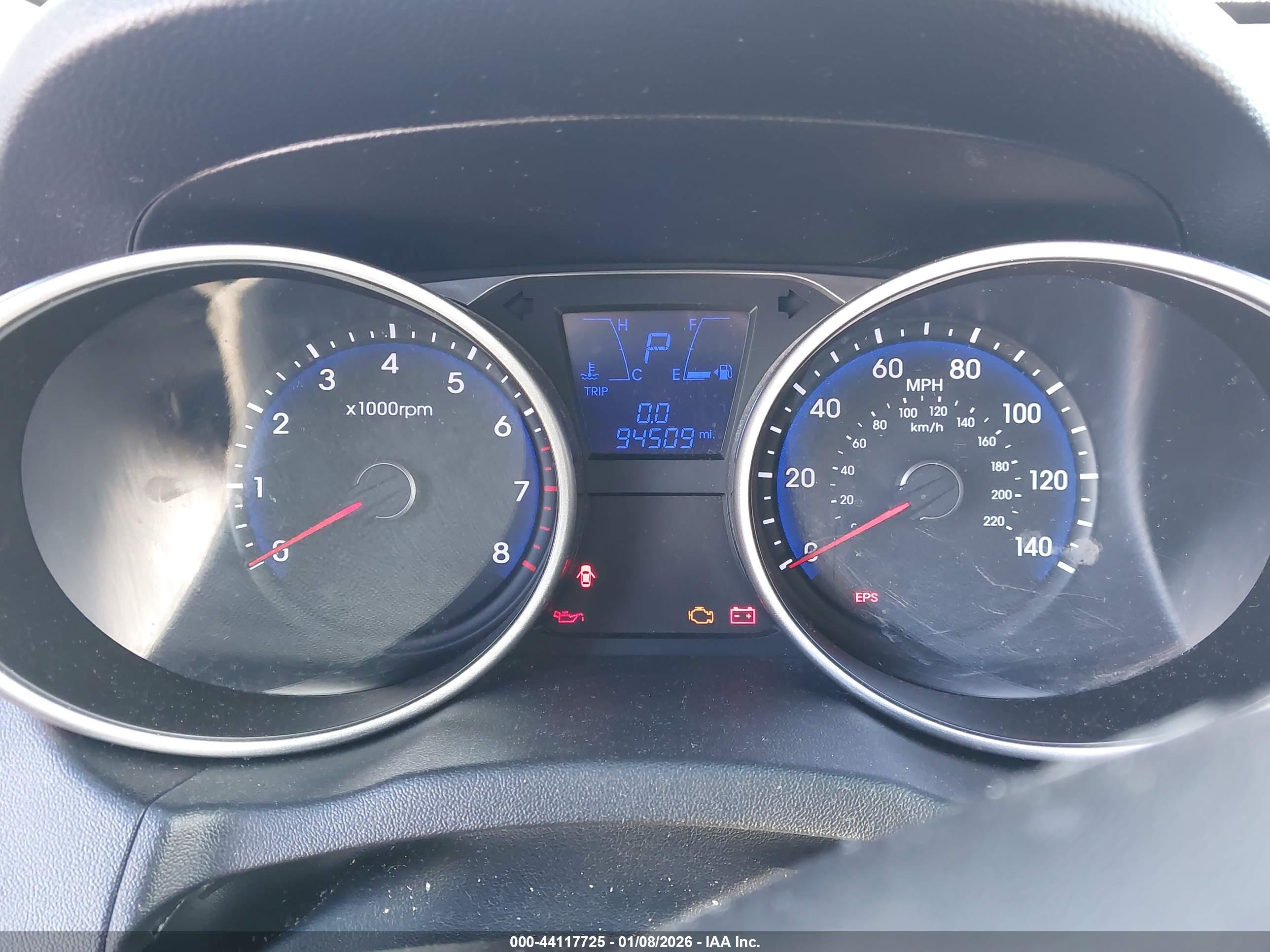 HYUNDAI TUCSON image 7