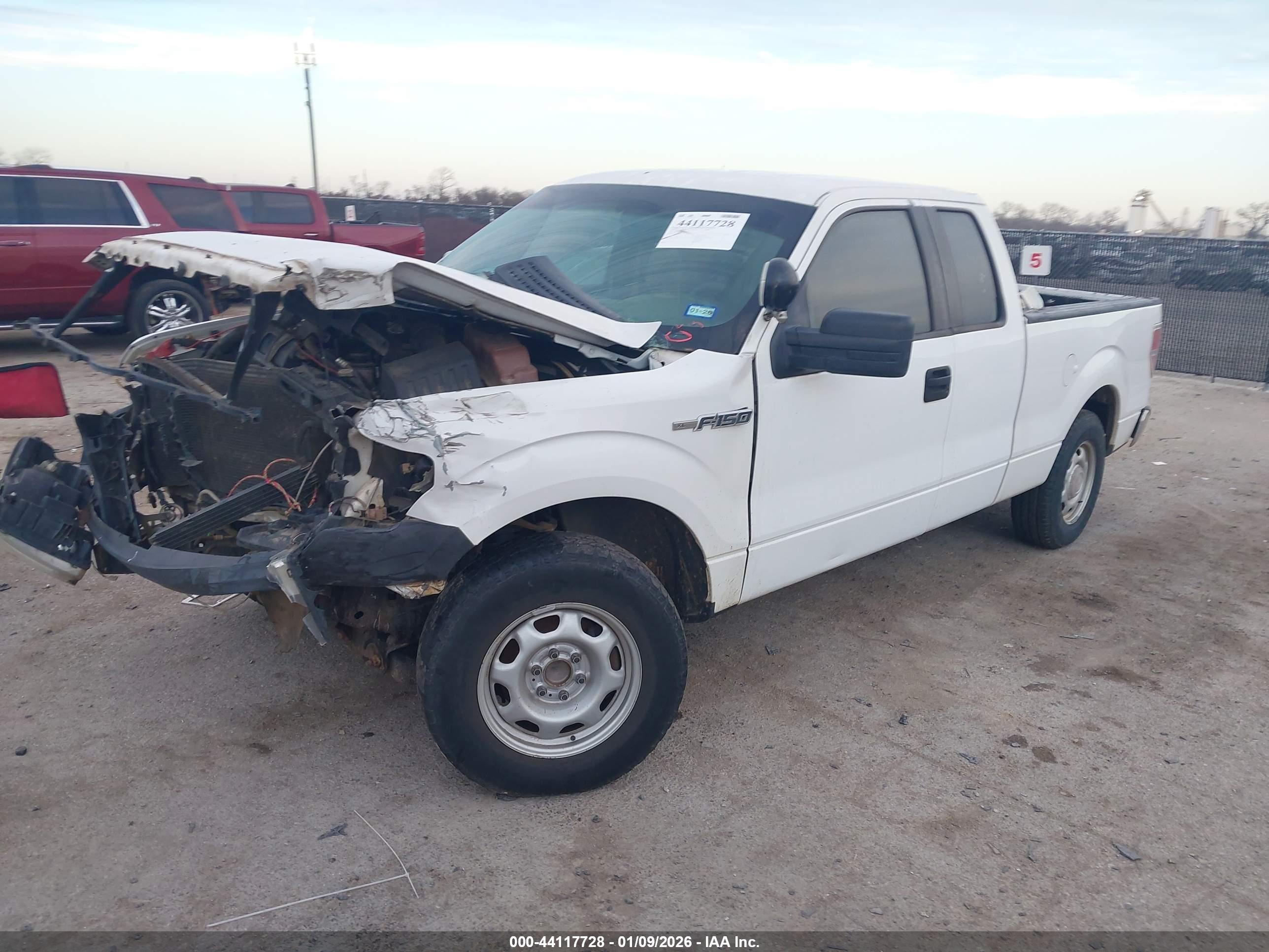 FORD F-150 image 2