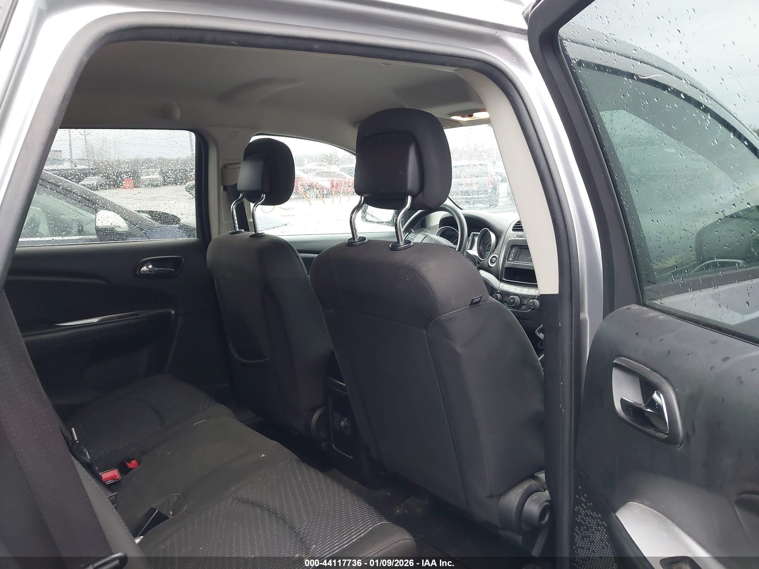 DODGE JOURNEY image 8
