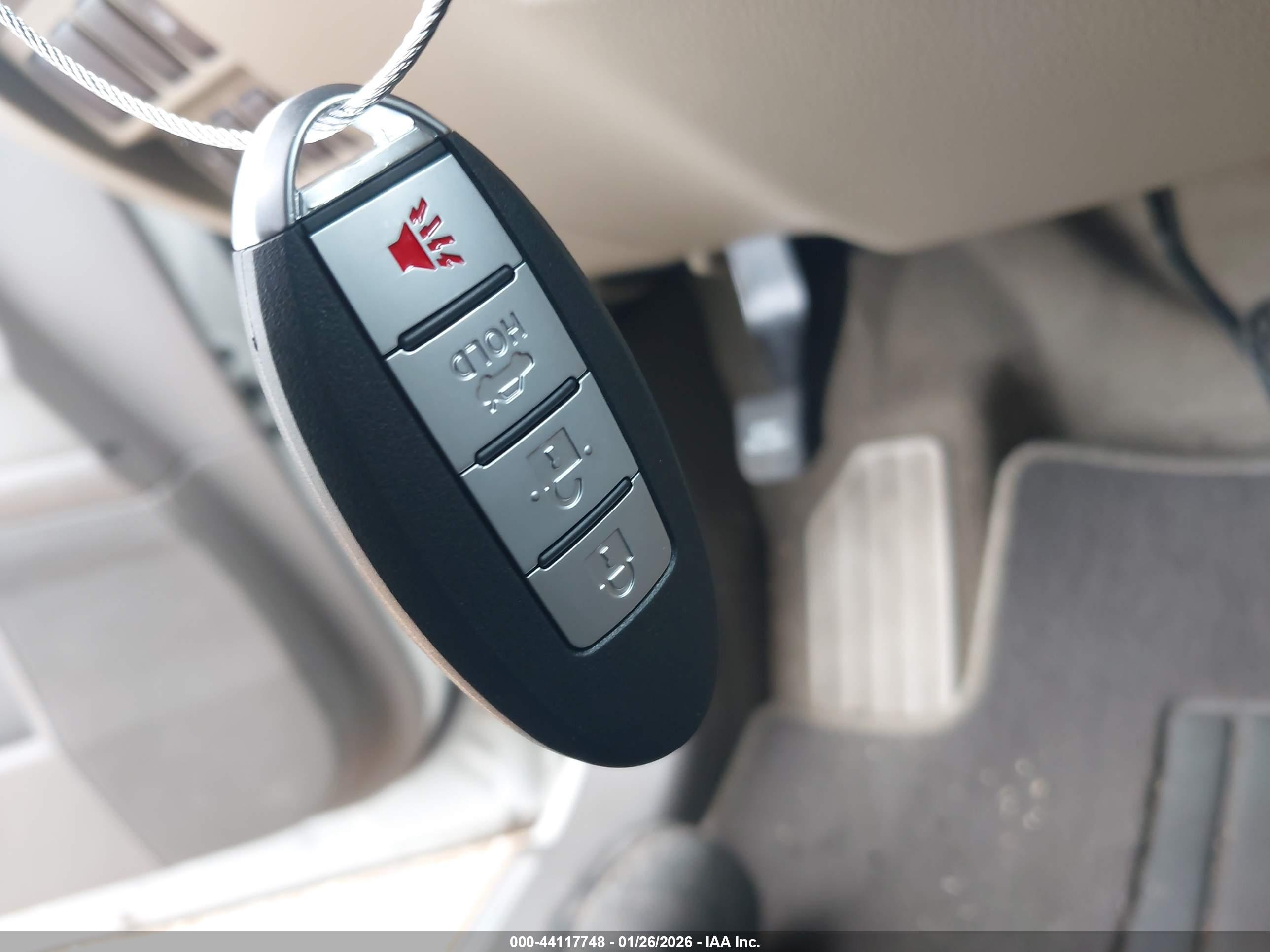 NISSAN MURANO image 11