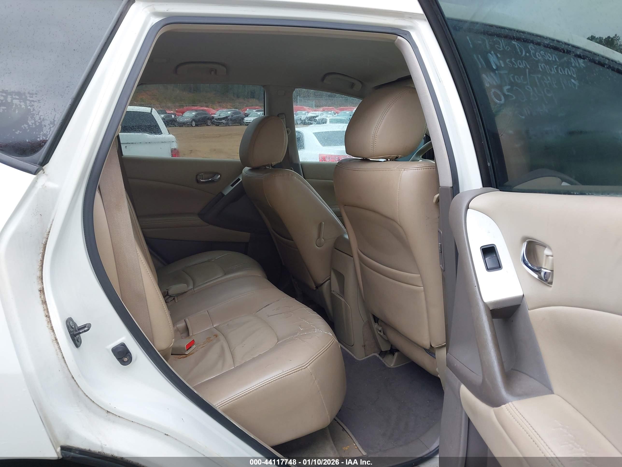 NISSAN MURANO image 8