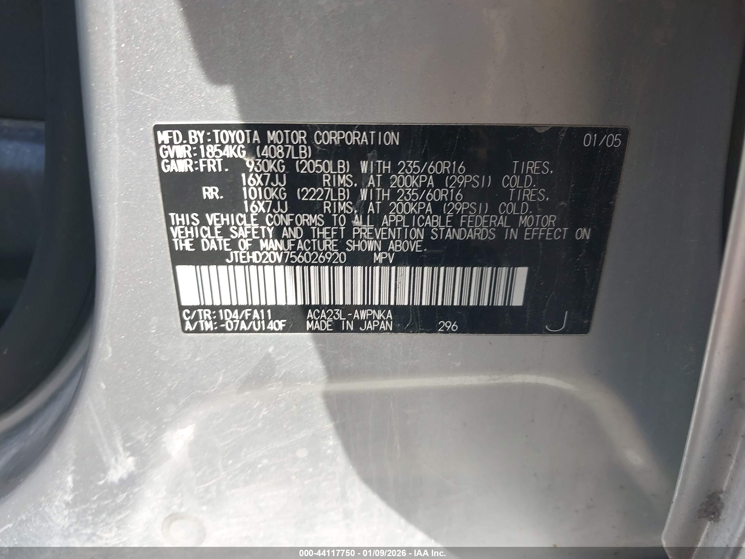 TOYOTA RAV4 image 9