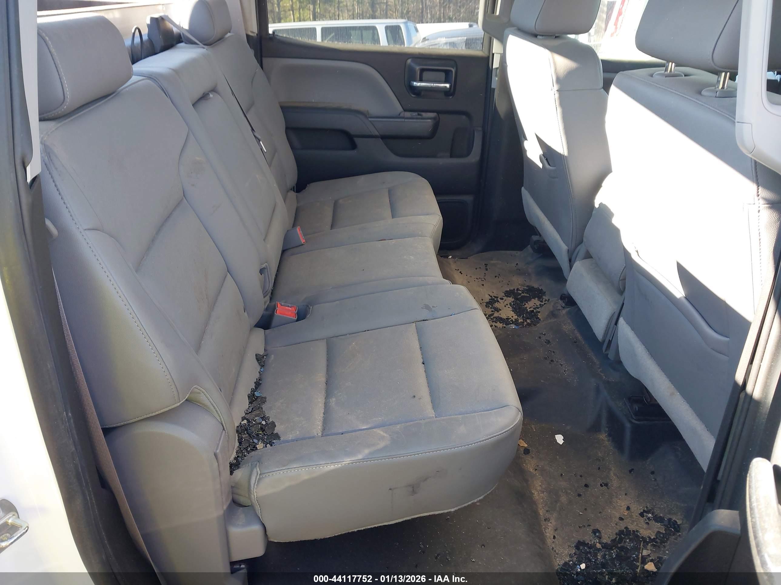 CHEVROLET SILVERADO image 7