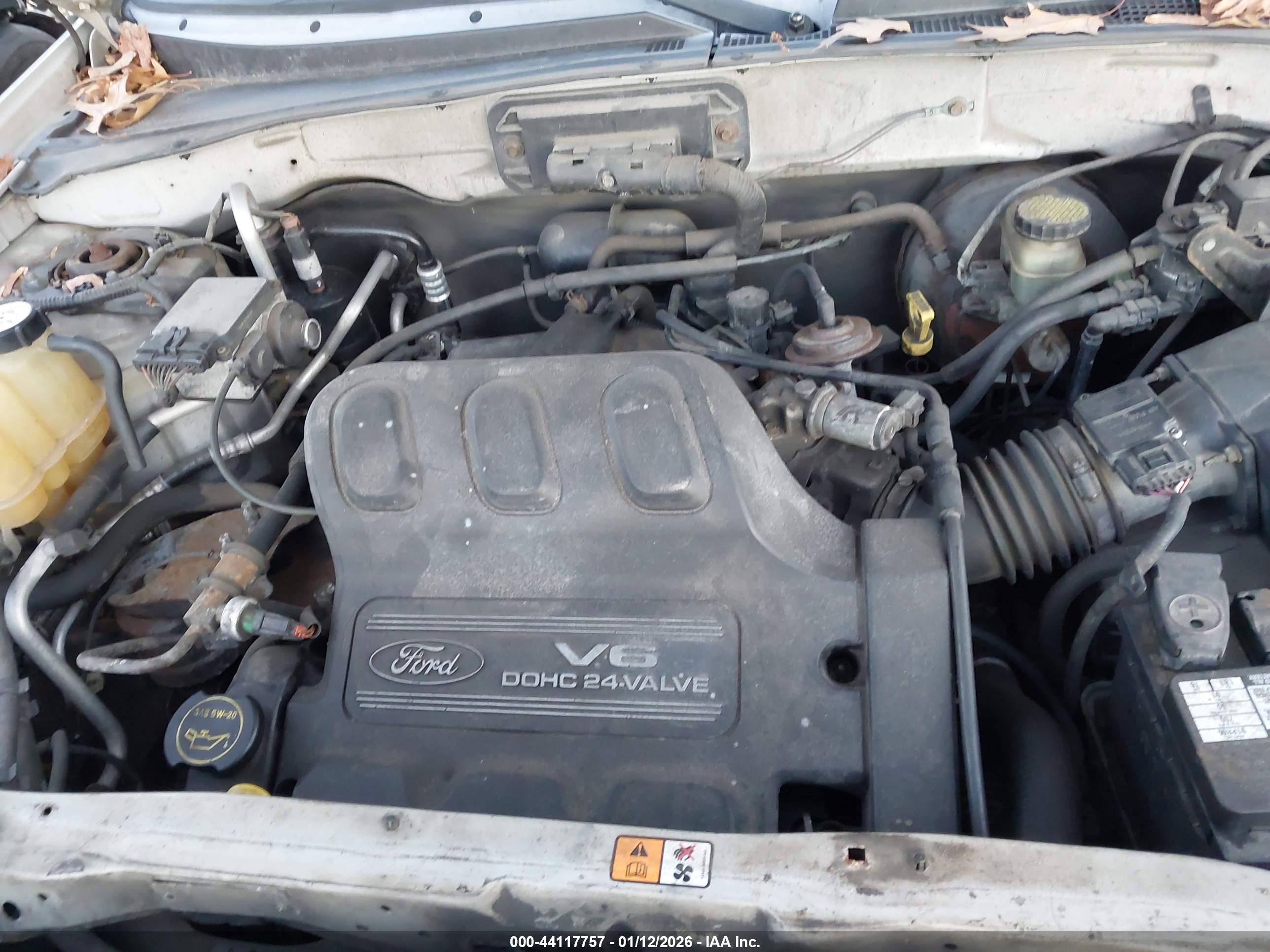 FORD ESCAPE image 10