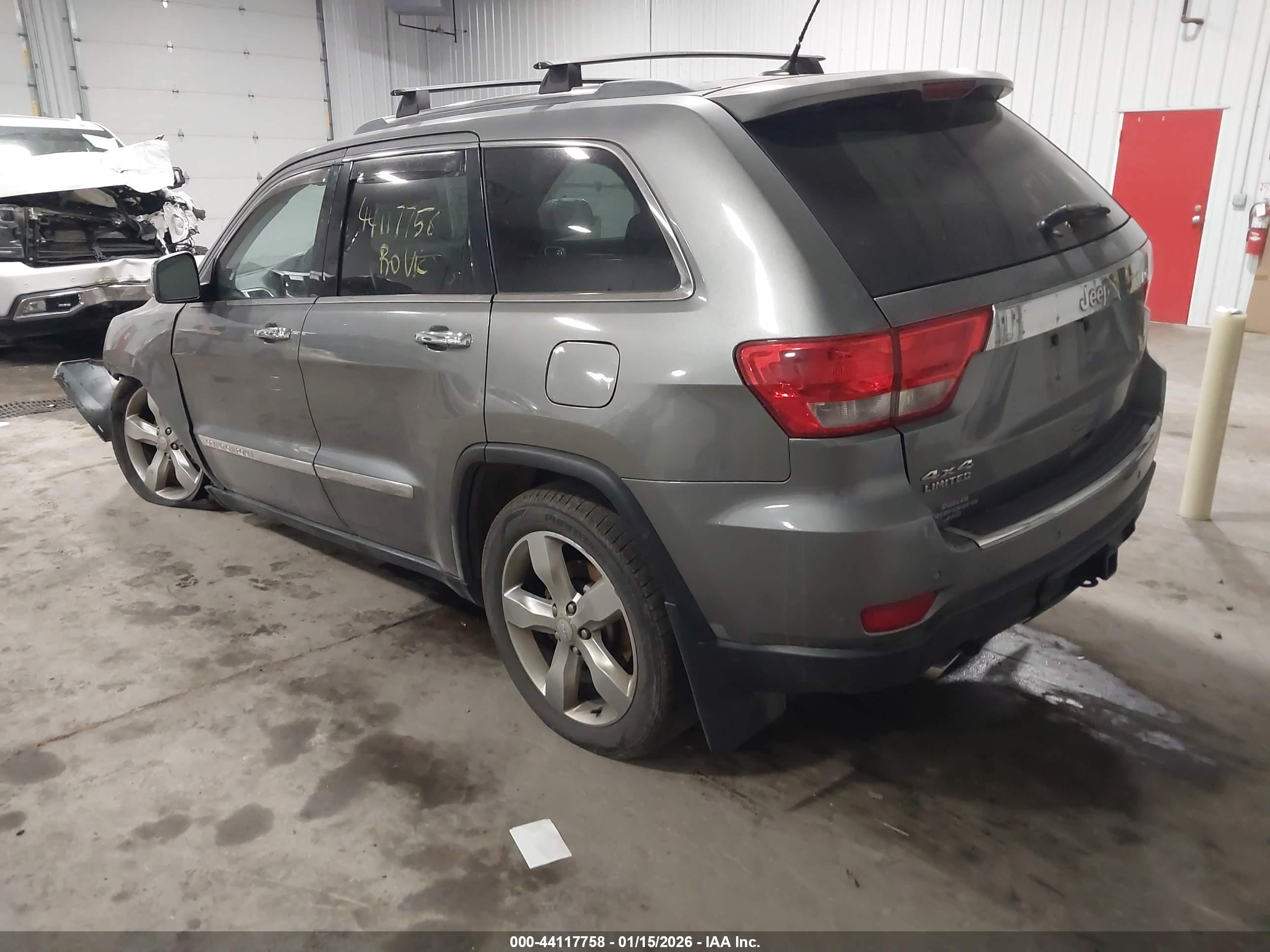 JEEP GRAND image 3