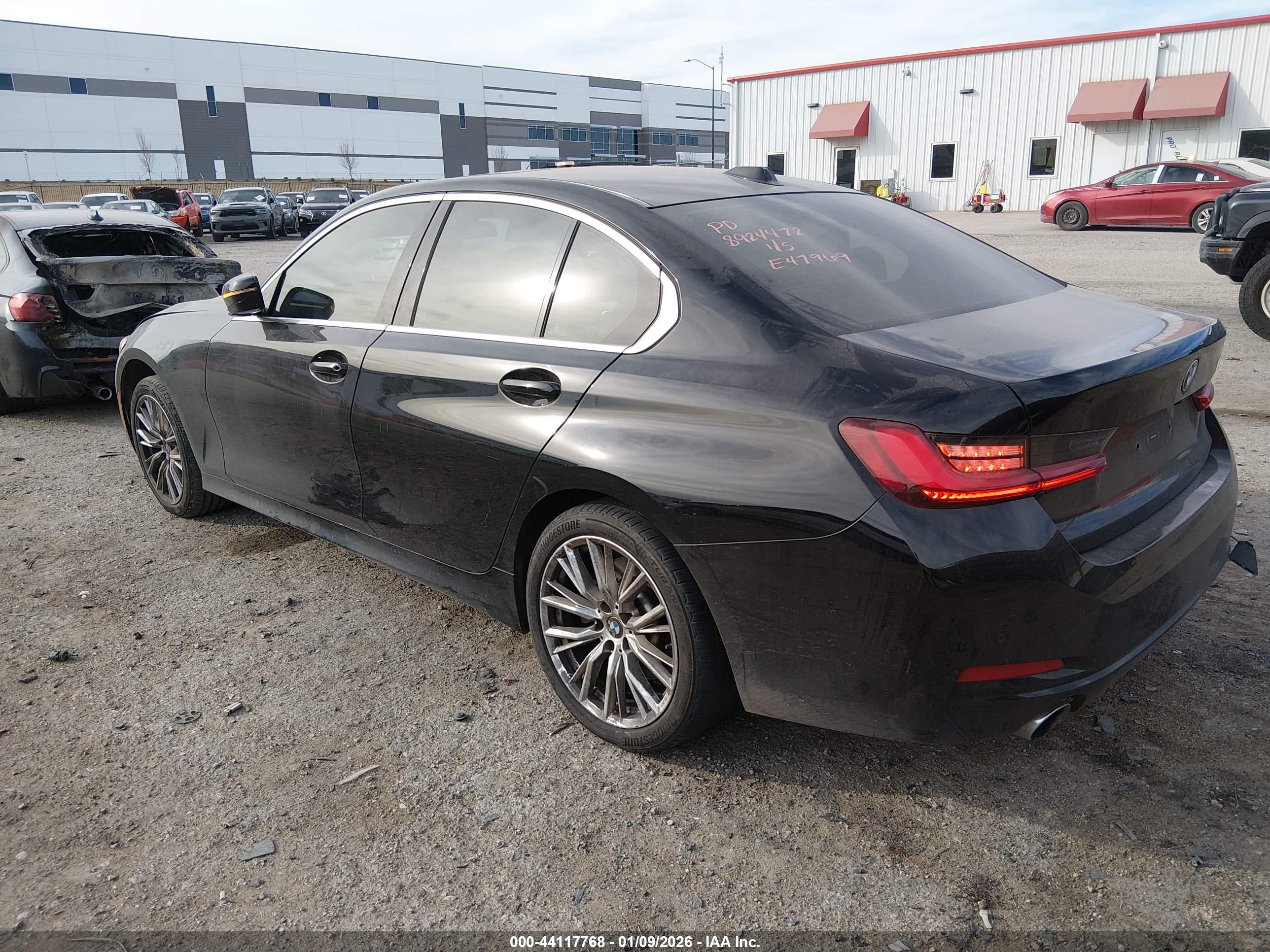 BMW 3 image 3