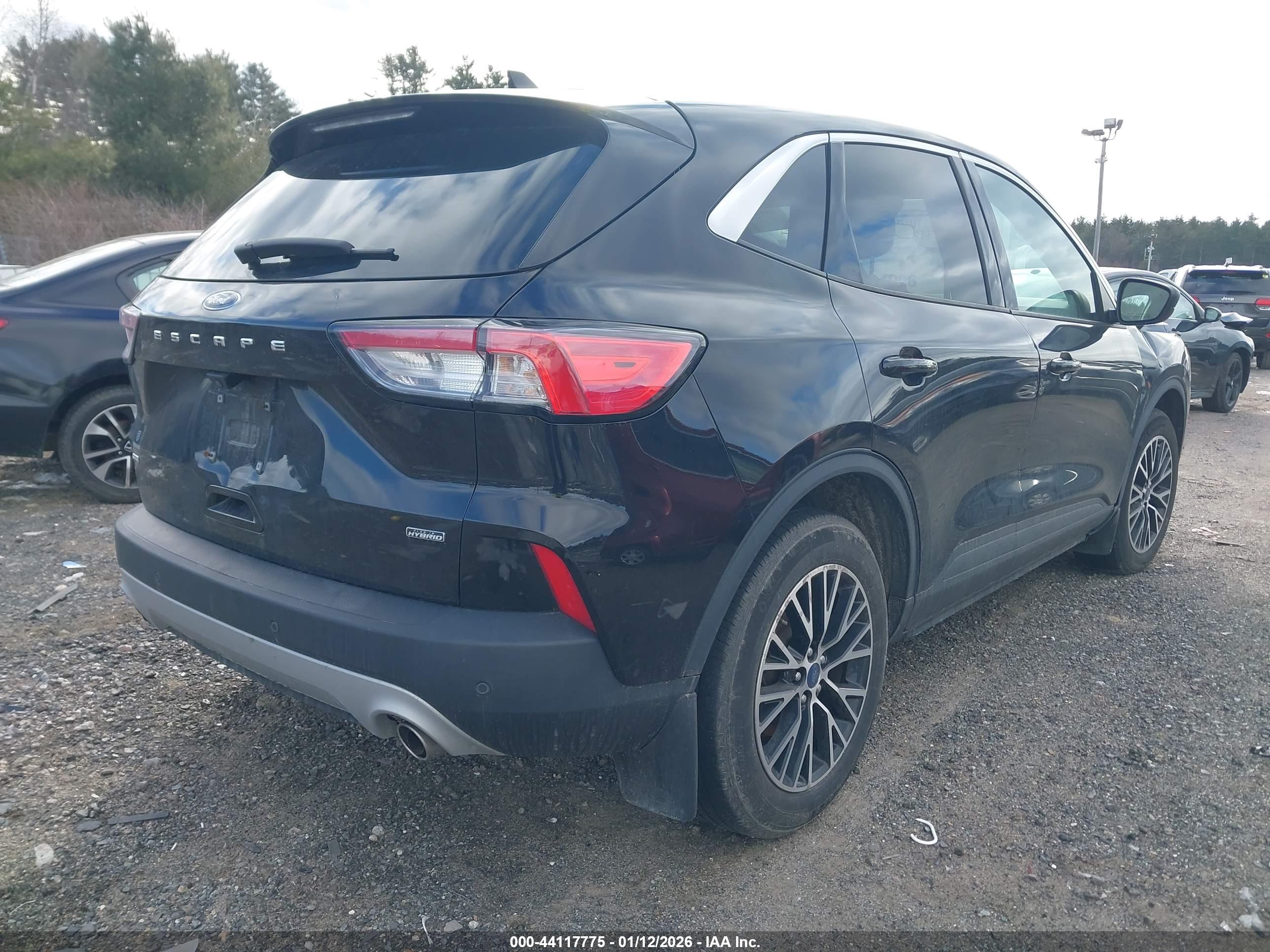 FORD ESCAPE image 4
