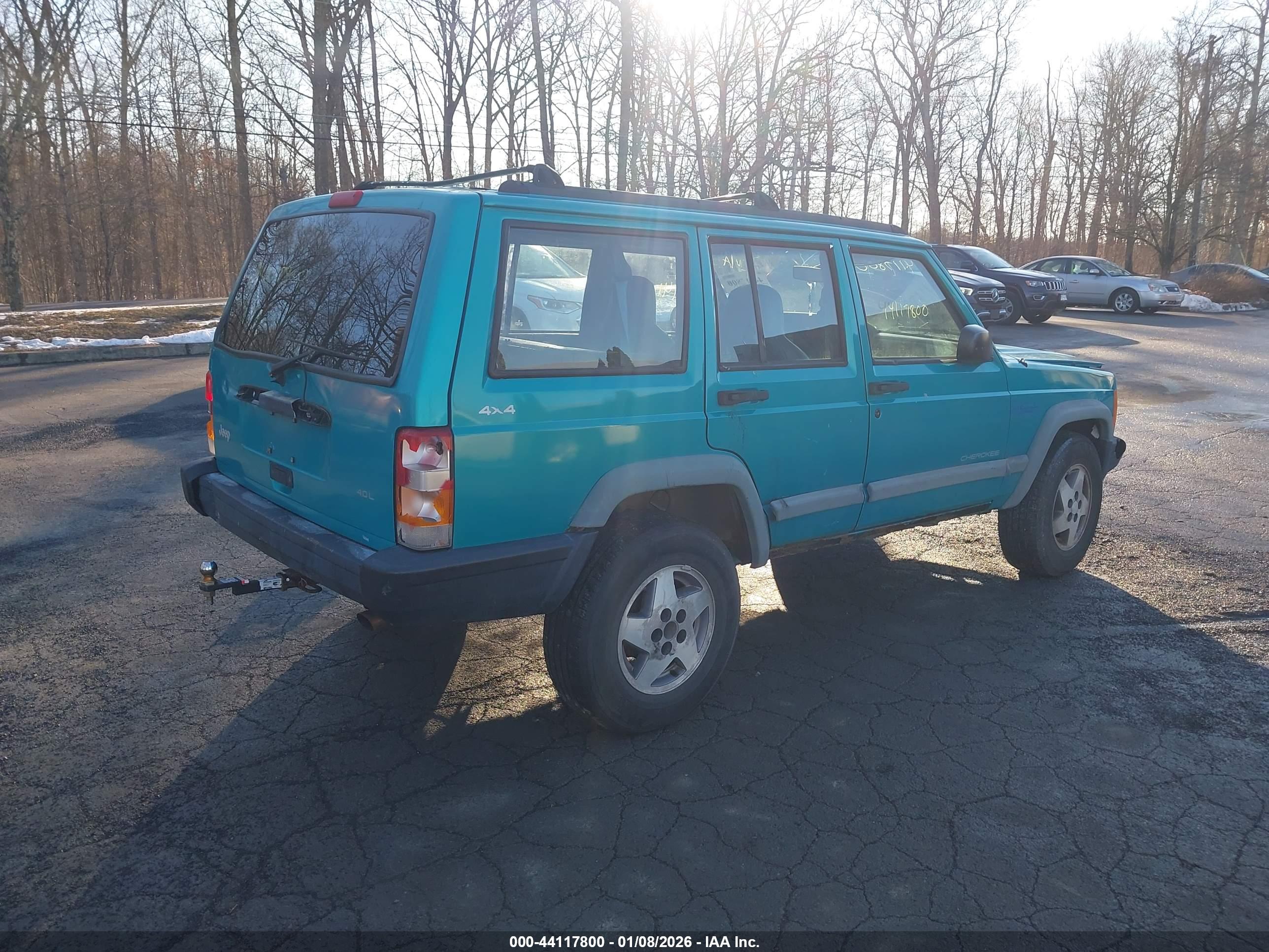 JEEP CHEROKEE image 4