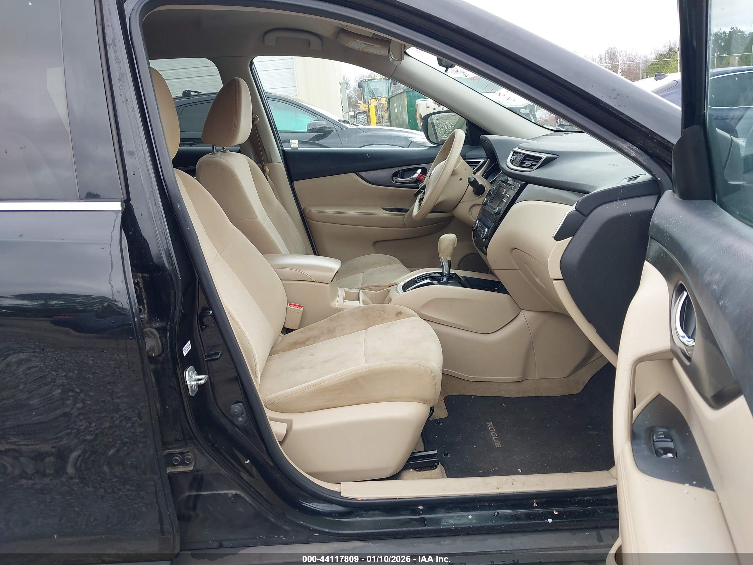 NISSAN ROGUE image 5