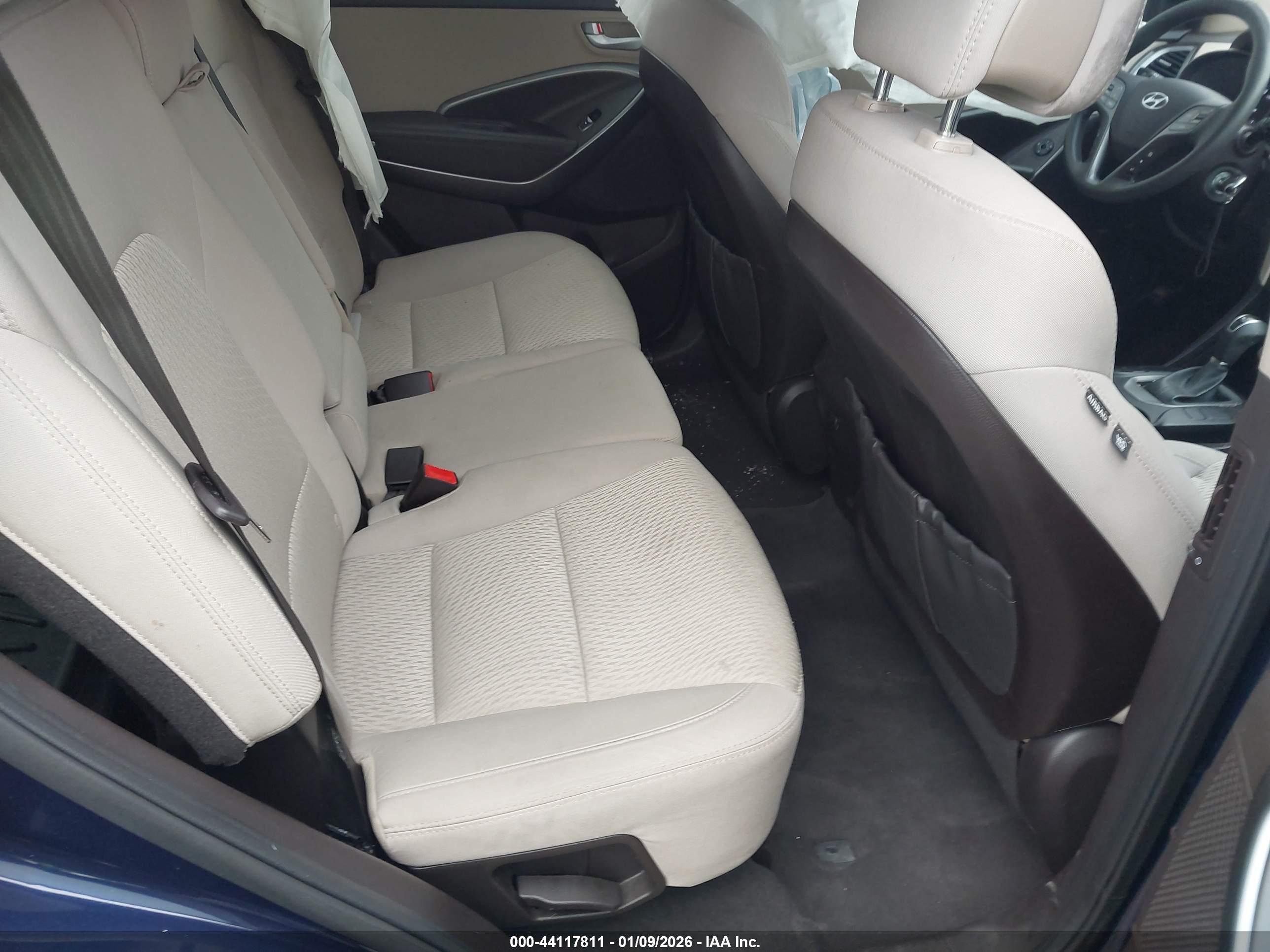 HYUNDAI SANTA image 8