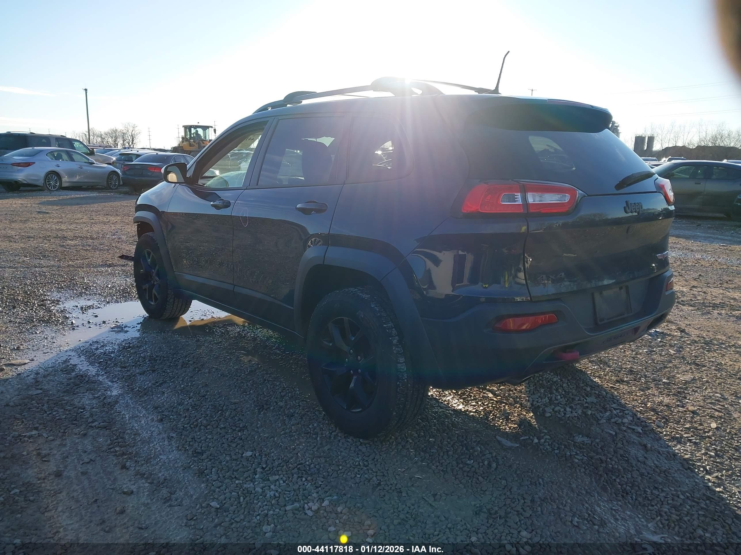JEEP CHEROKEE image 3