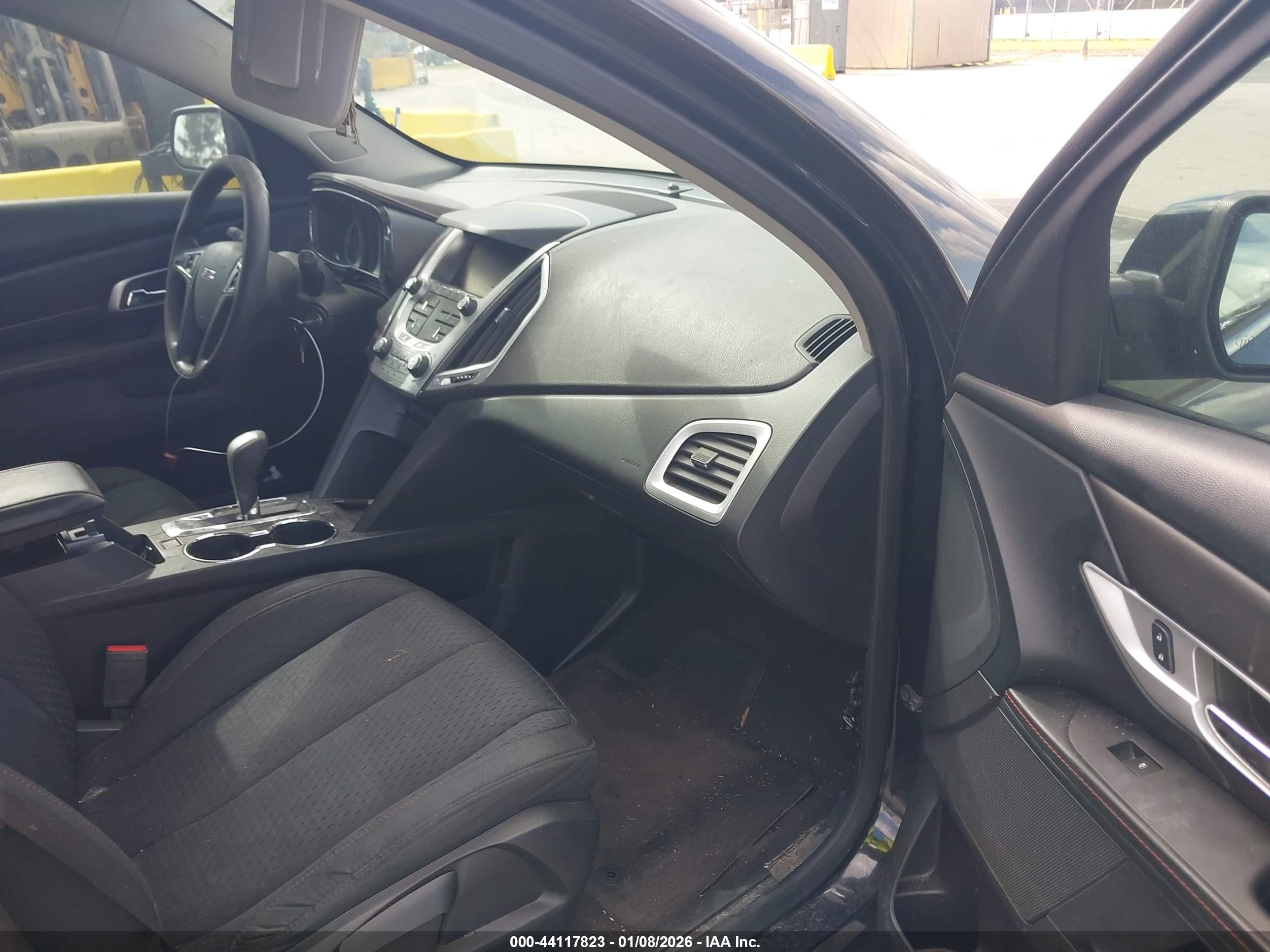 GMC TERRAIN image 5