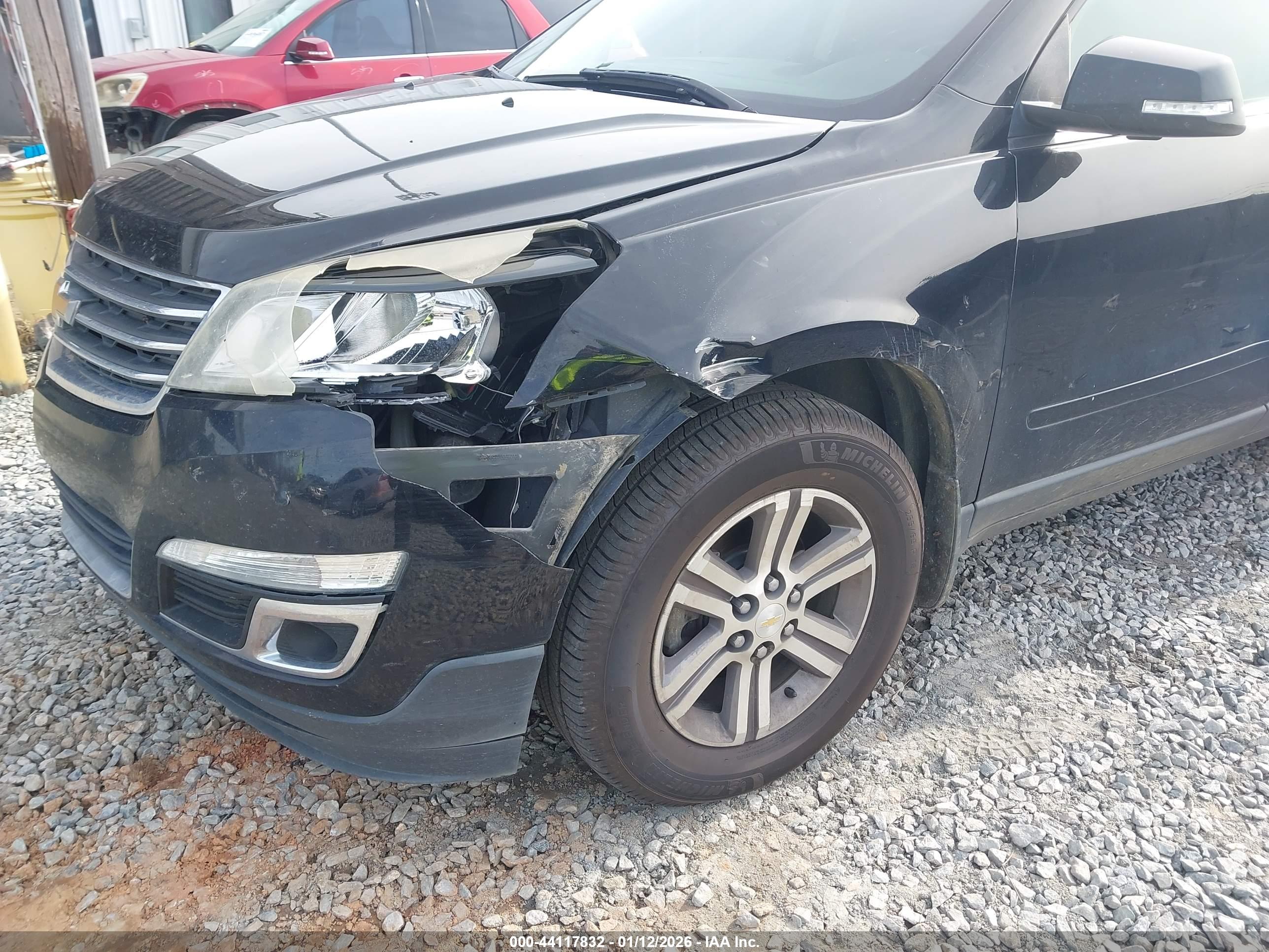 CHEVROLET TRAVERSE image 6