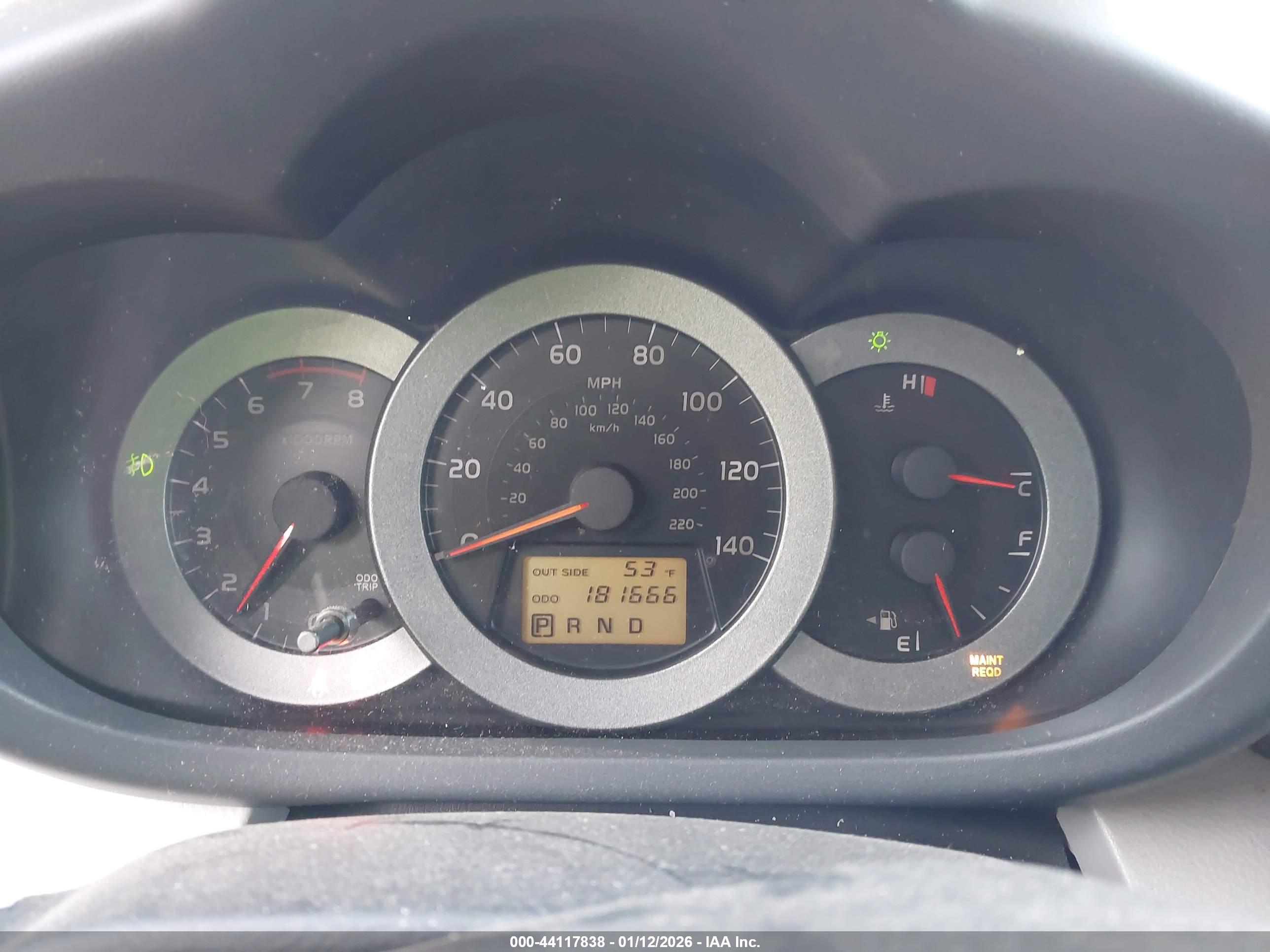 TOYOTA RAV4 image 7