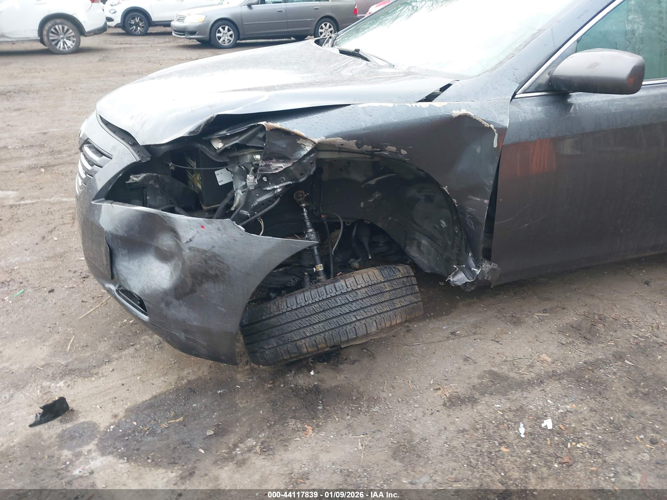 TOYOTA CAMRY image 6