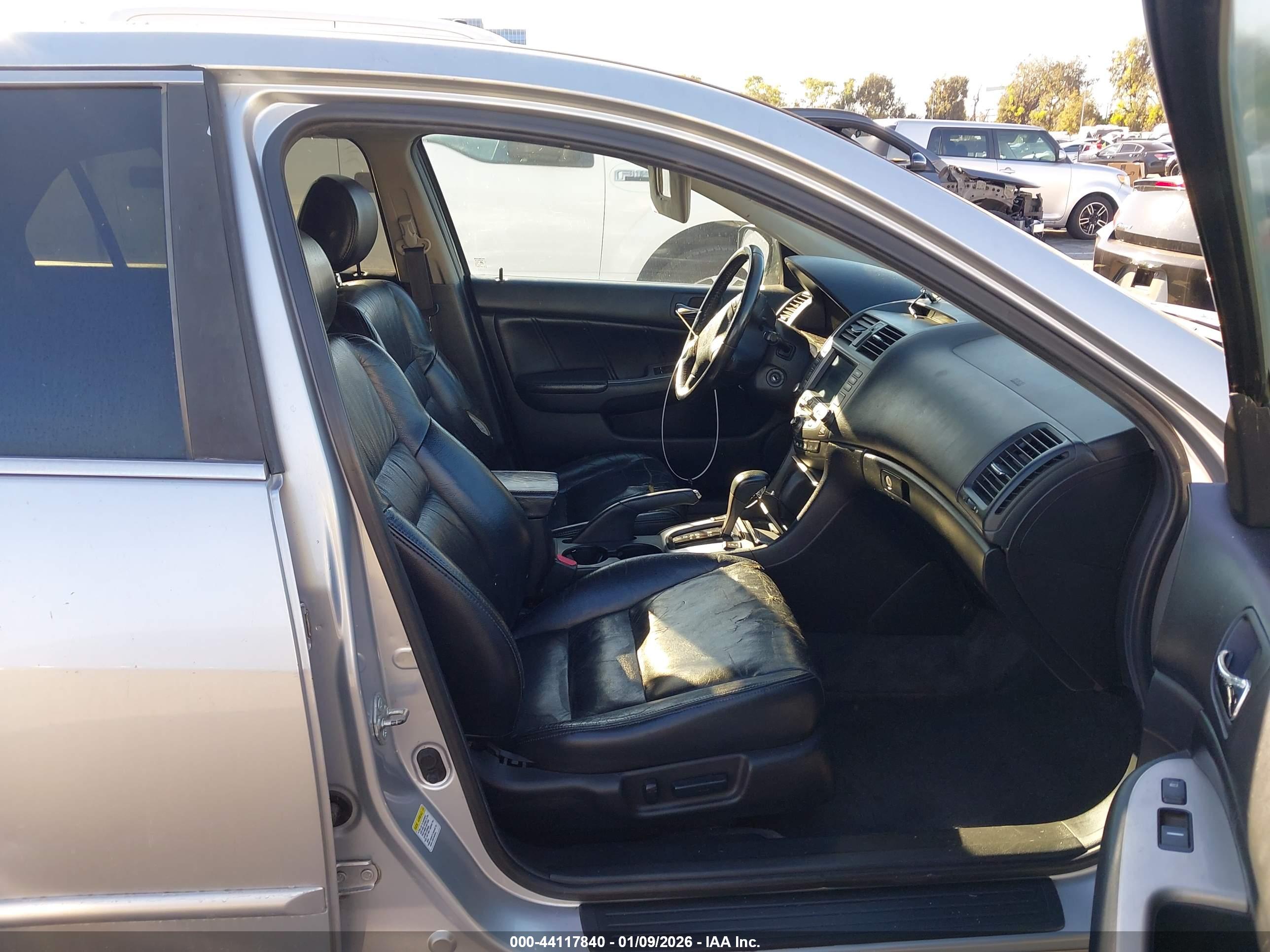 HONDA ACCORD image 5