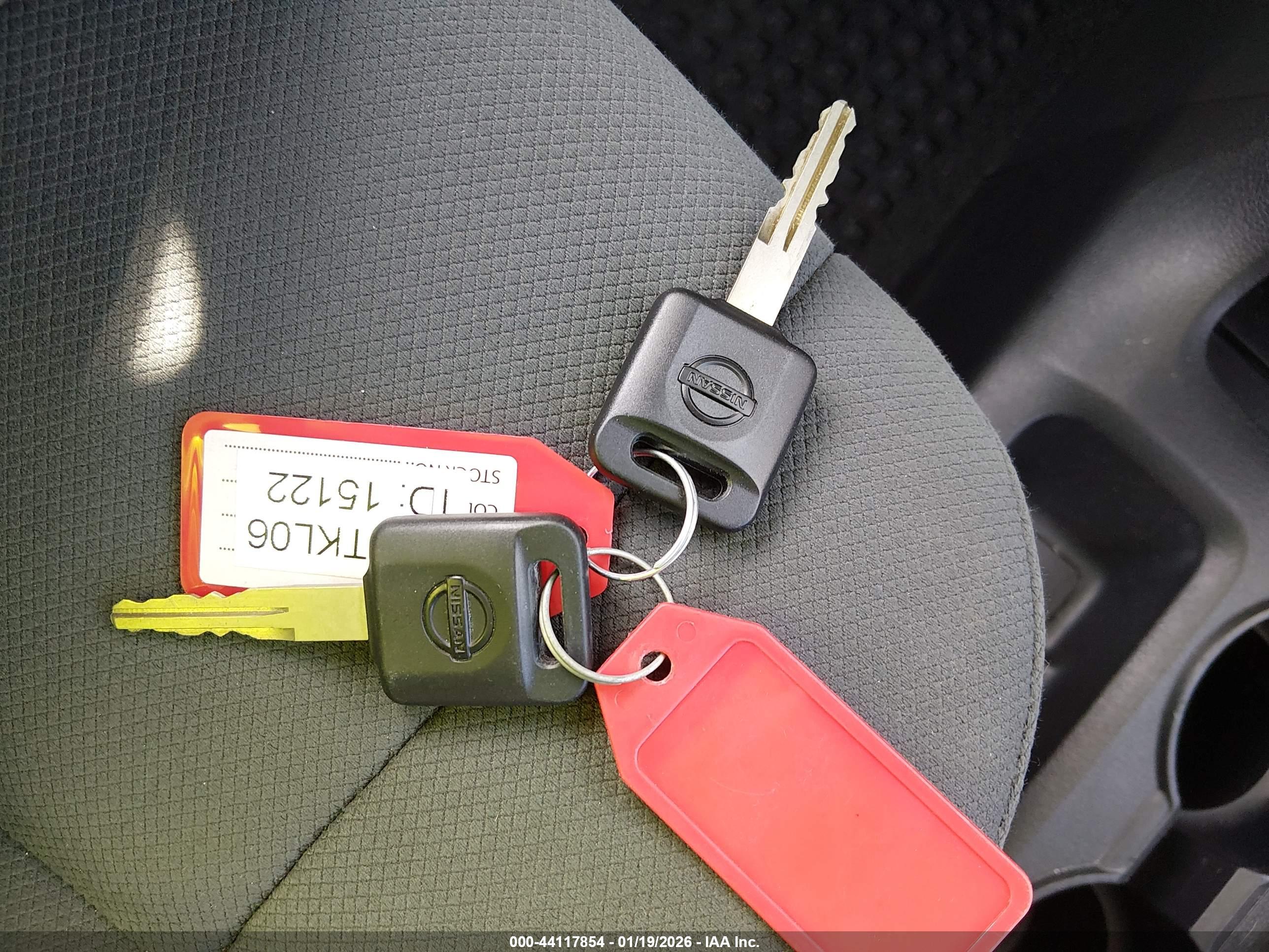NISSAN NV200 image 11