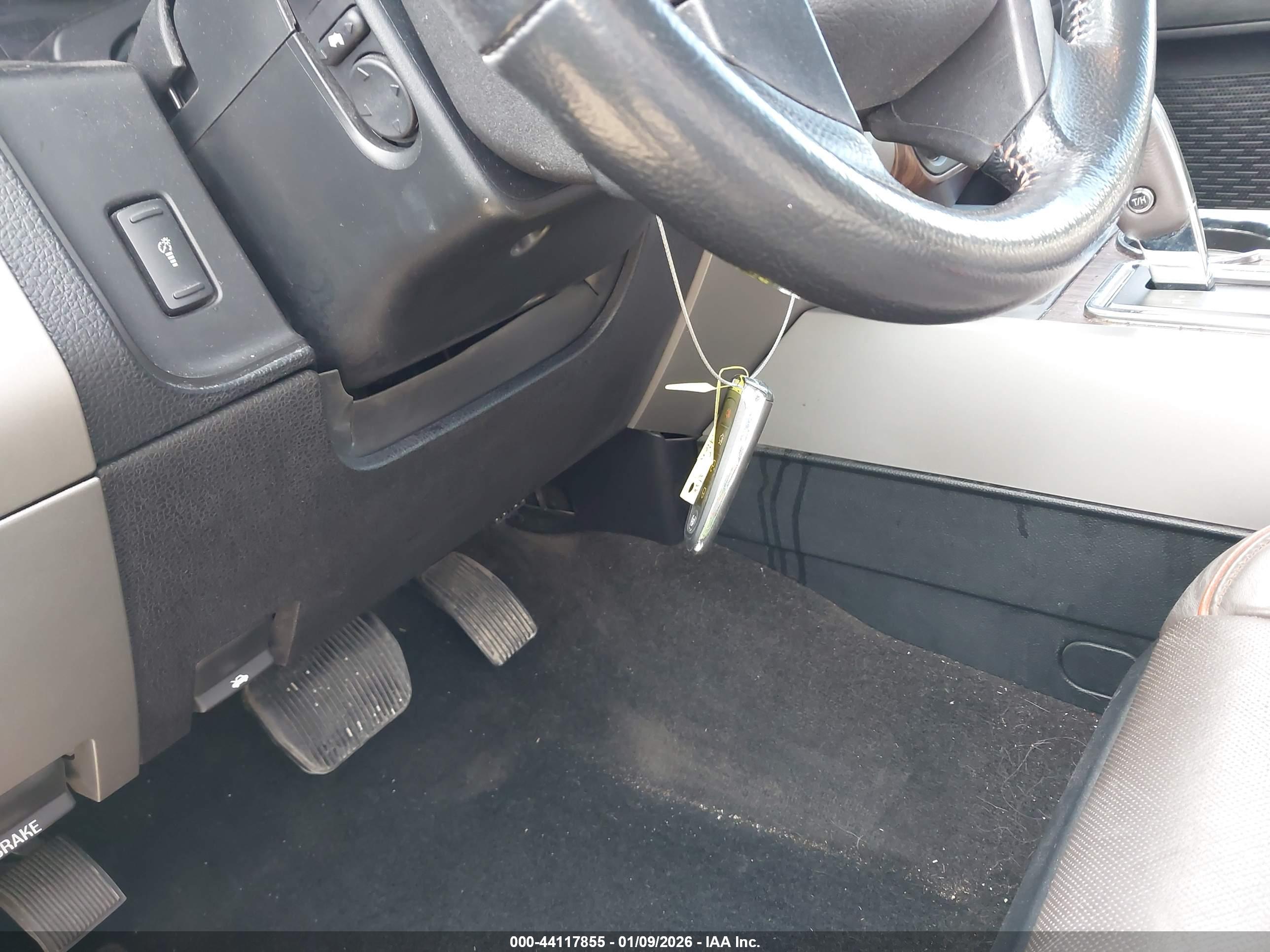 FORD EXPEDITION image 11