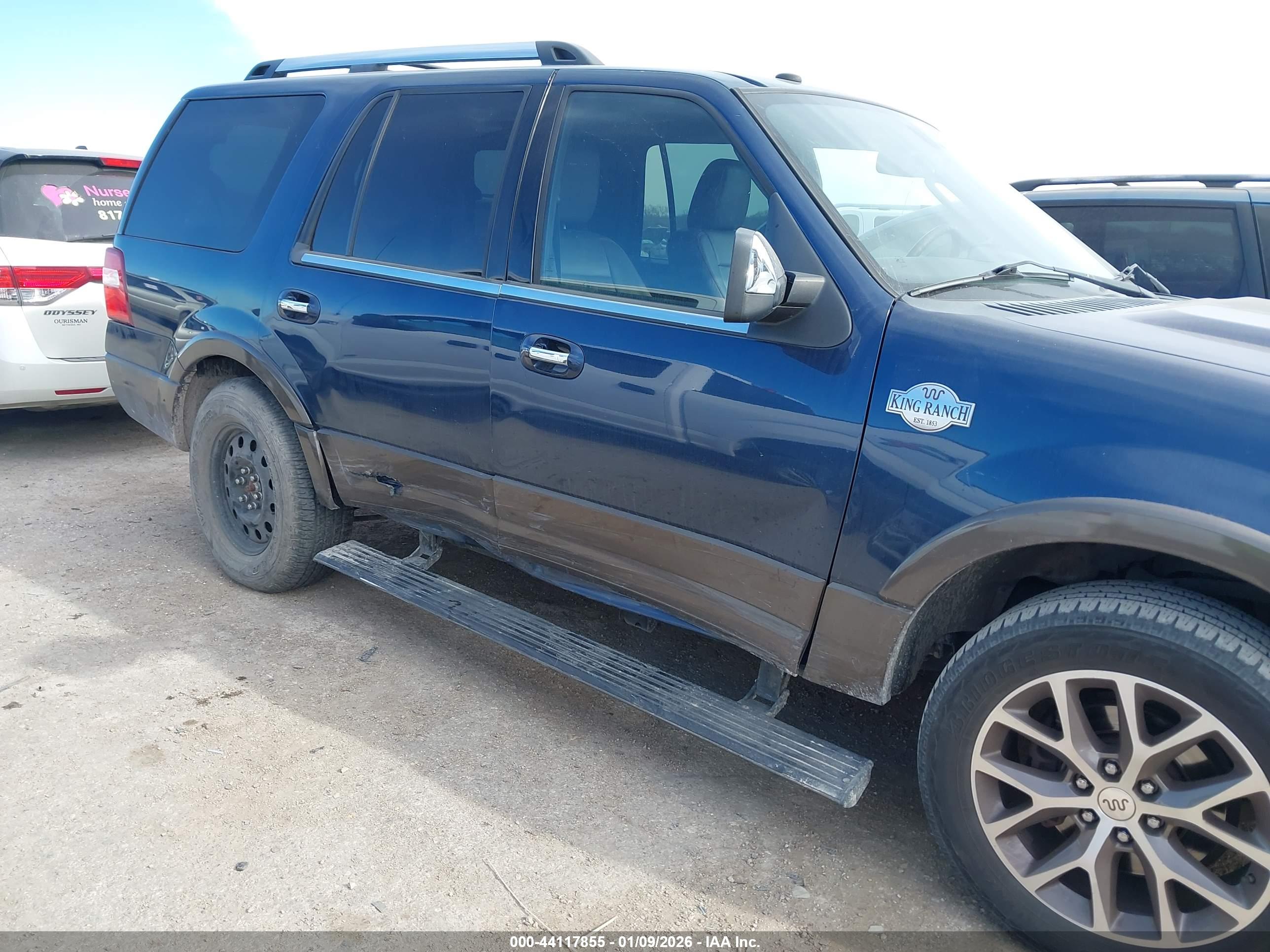 FORD EXPEDITION image 6