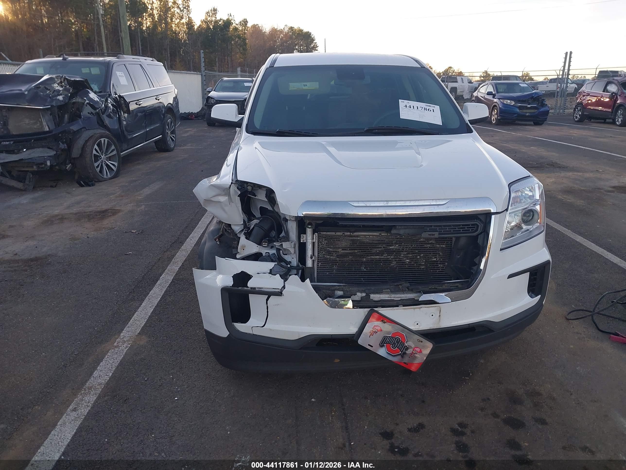 GMC TERRAIN image 6