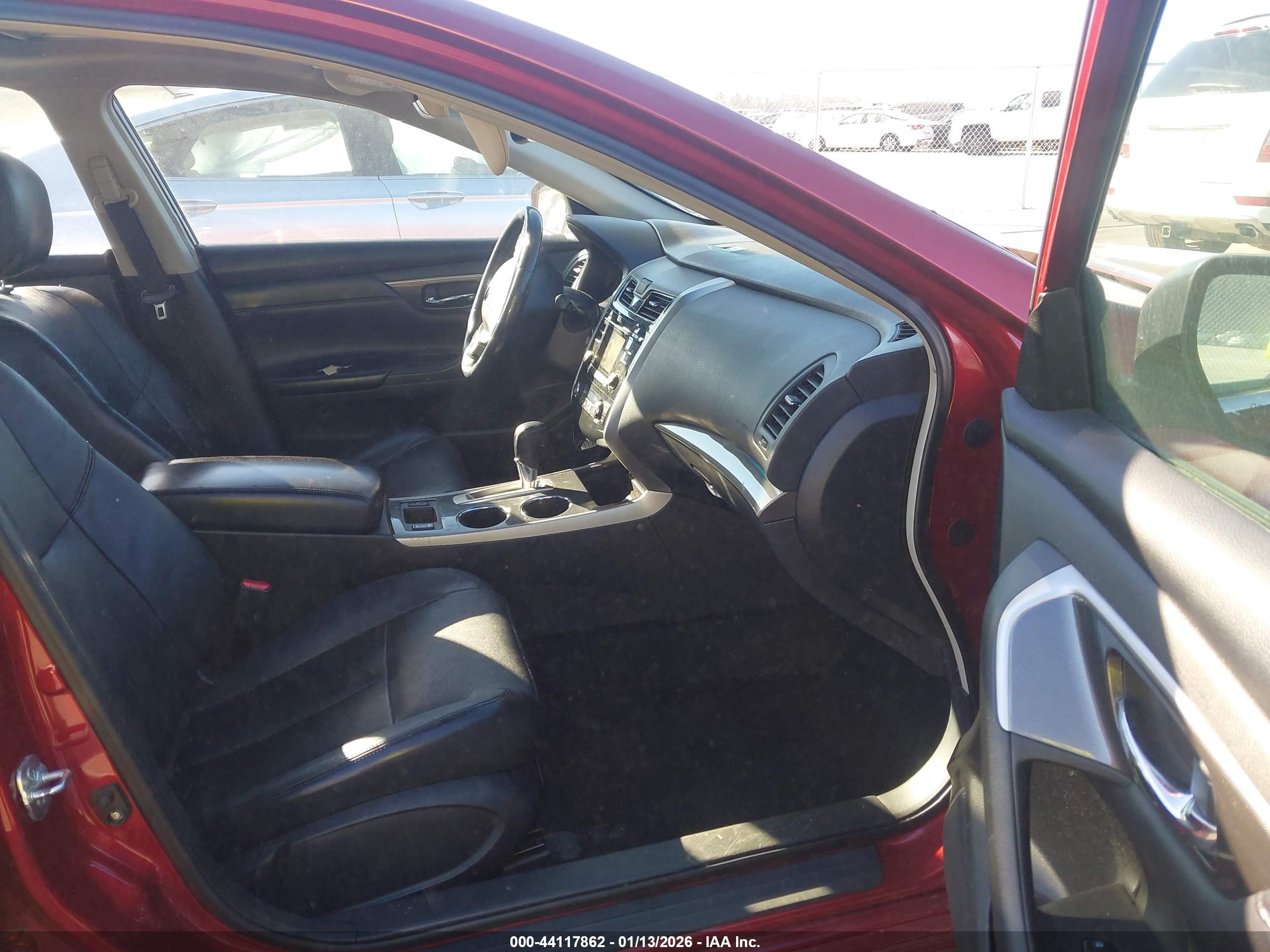 NISSAN ALTIMA image 5