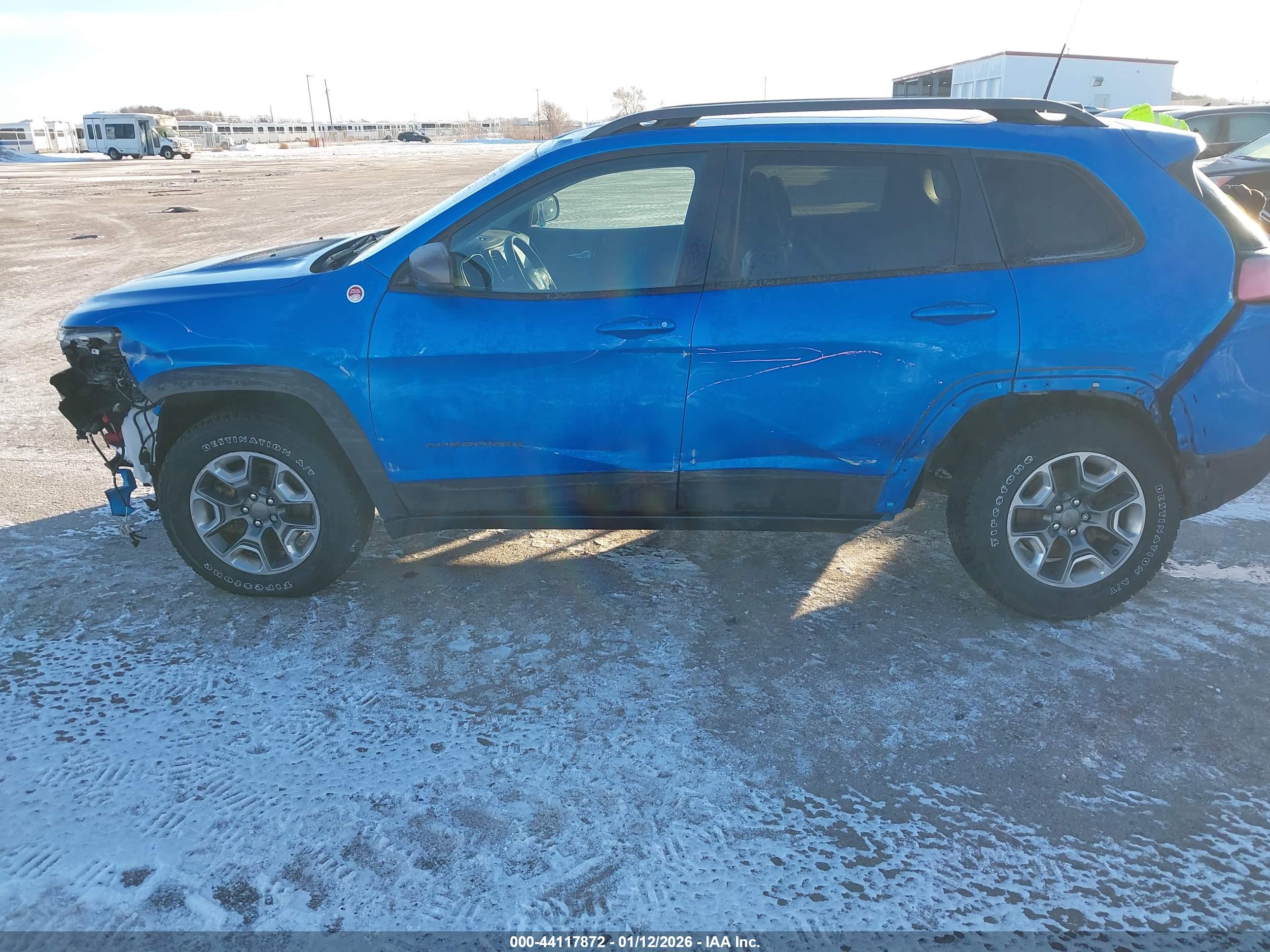 JEEP CHEROKEE image 6