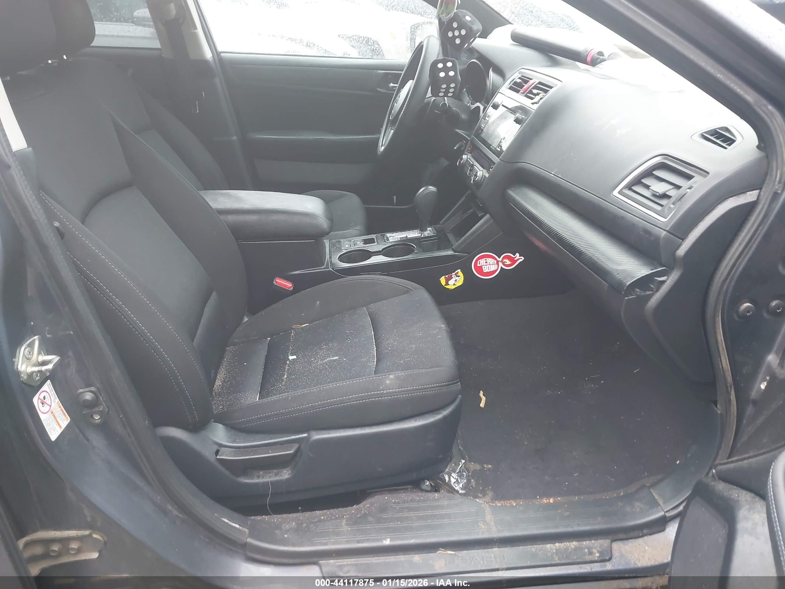 SUBARU LEGACY image 5