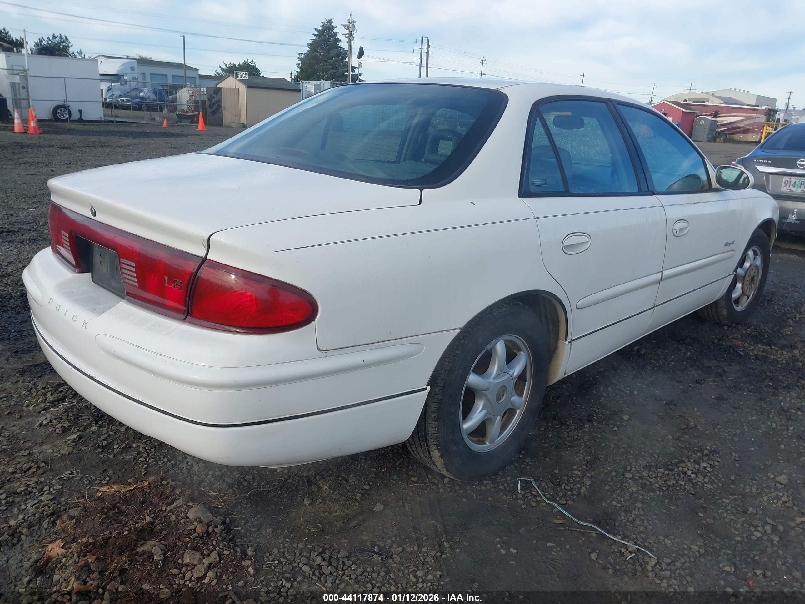 BUICK REGAL image 4