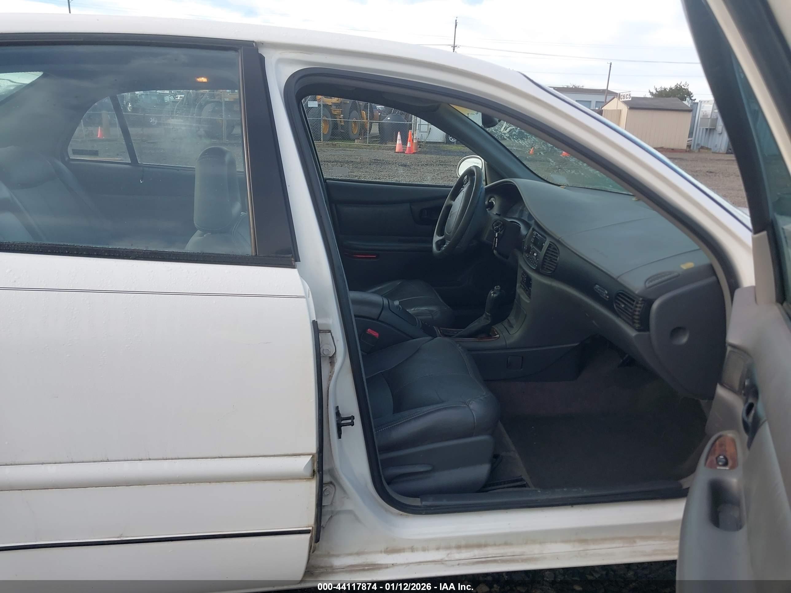 BUICK REGAL image 5